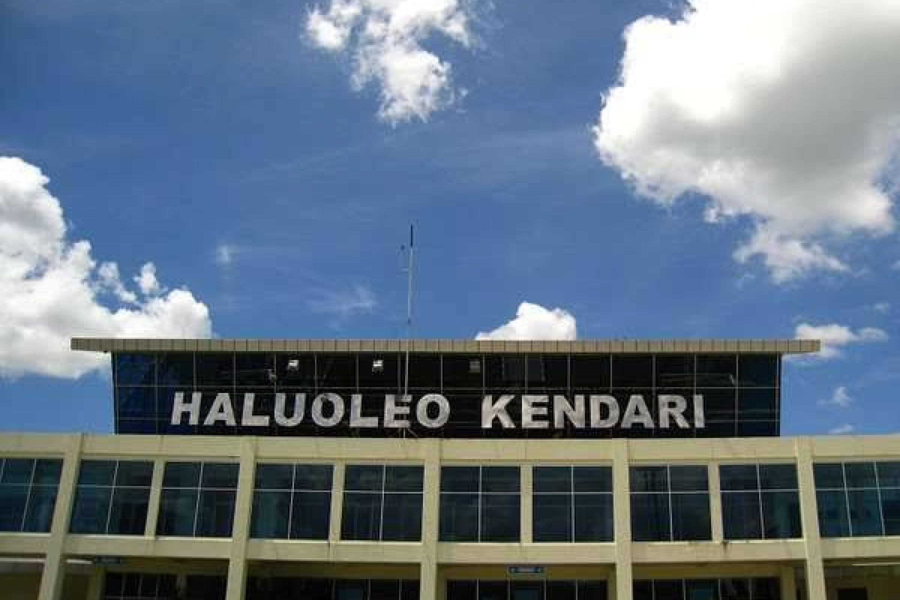 Polemik PCR Palsu, Mahasiswa : Yang Ditahan Telah Menolong Kami Karna Tiket Akan Hangus