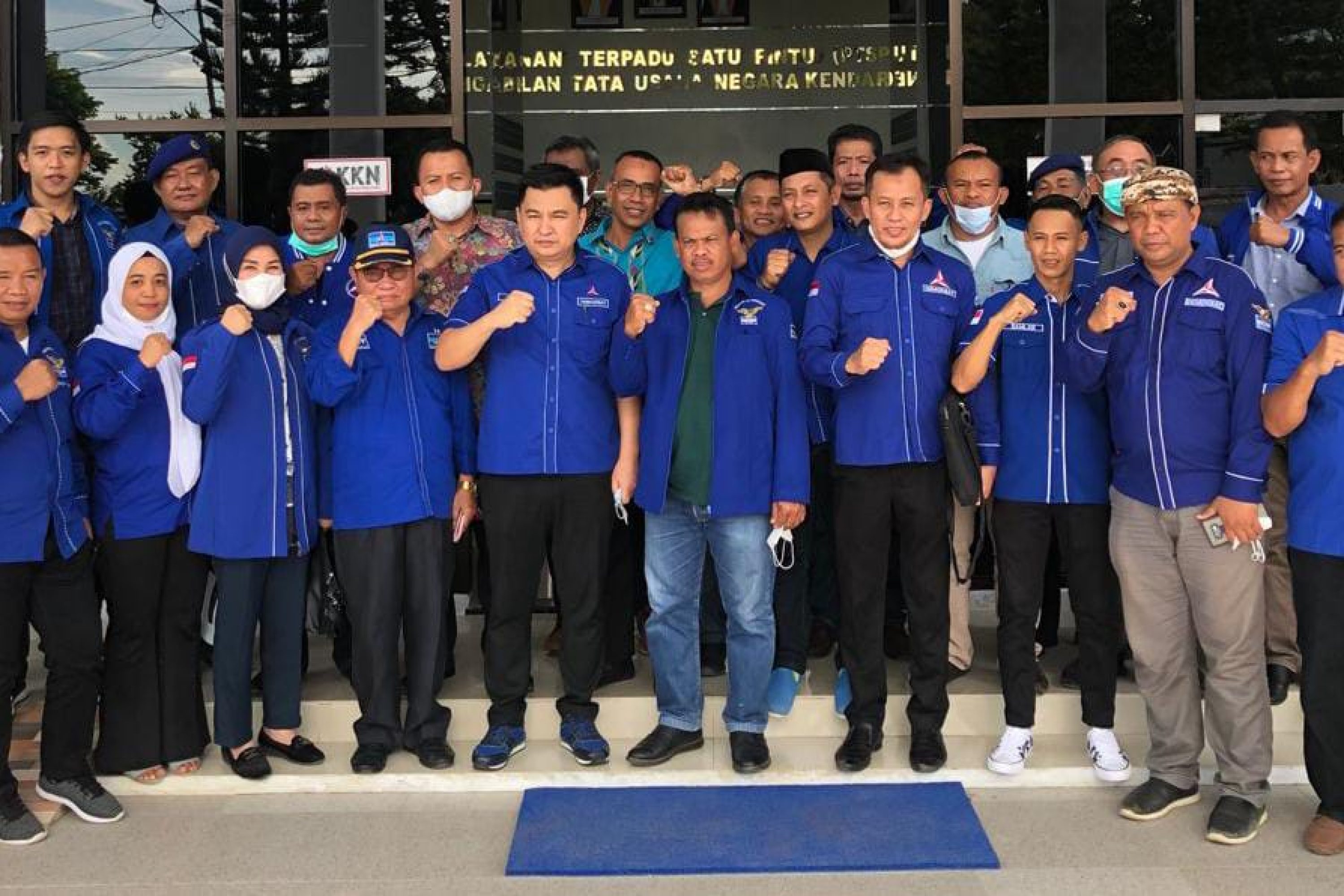 Partai Demokrat Sultra Sambangi PTUN Kendari, ada apa ?