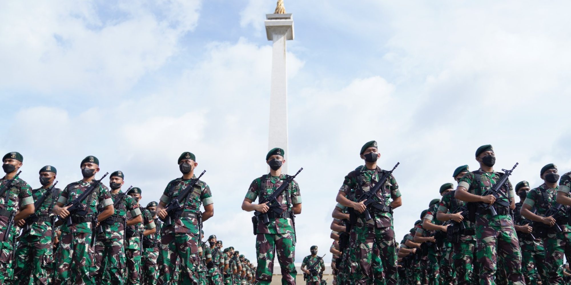 Cek Kesiapsiagaan Prajurit, Kasad Gelar Pasukan di Monas