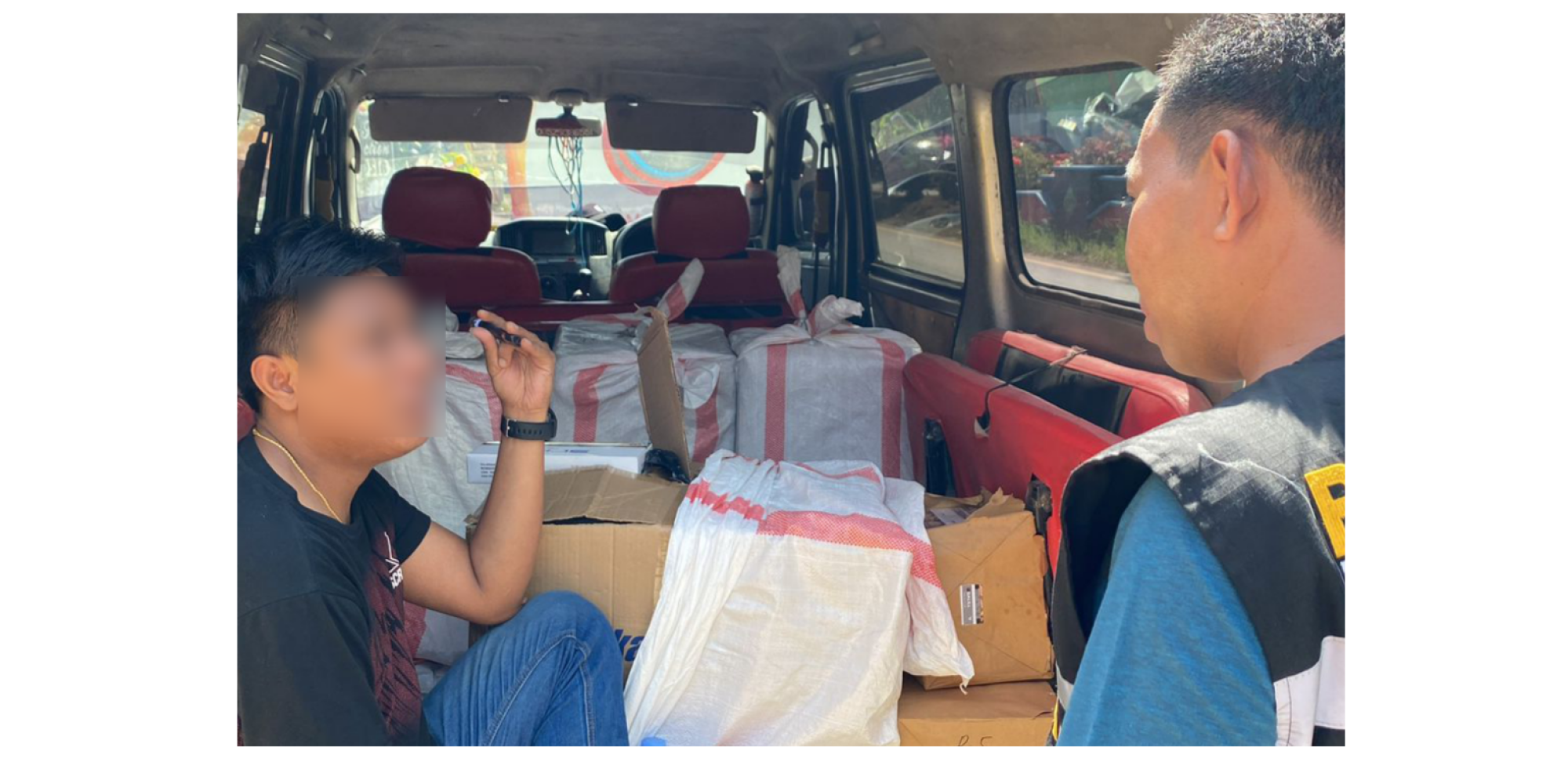Bea Cukai Kendari Berhasil Mengamankan Ratusan Rokok Ilegal di Kolaka