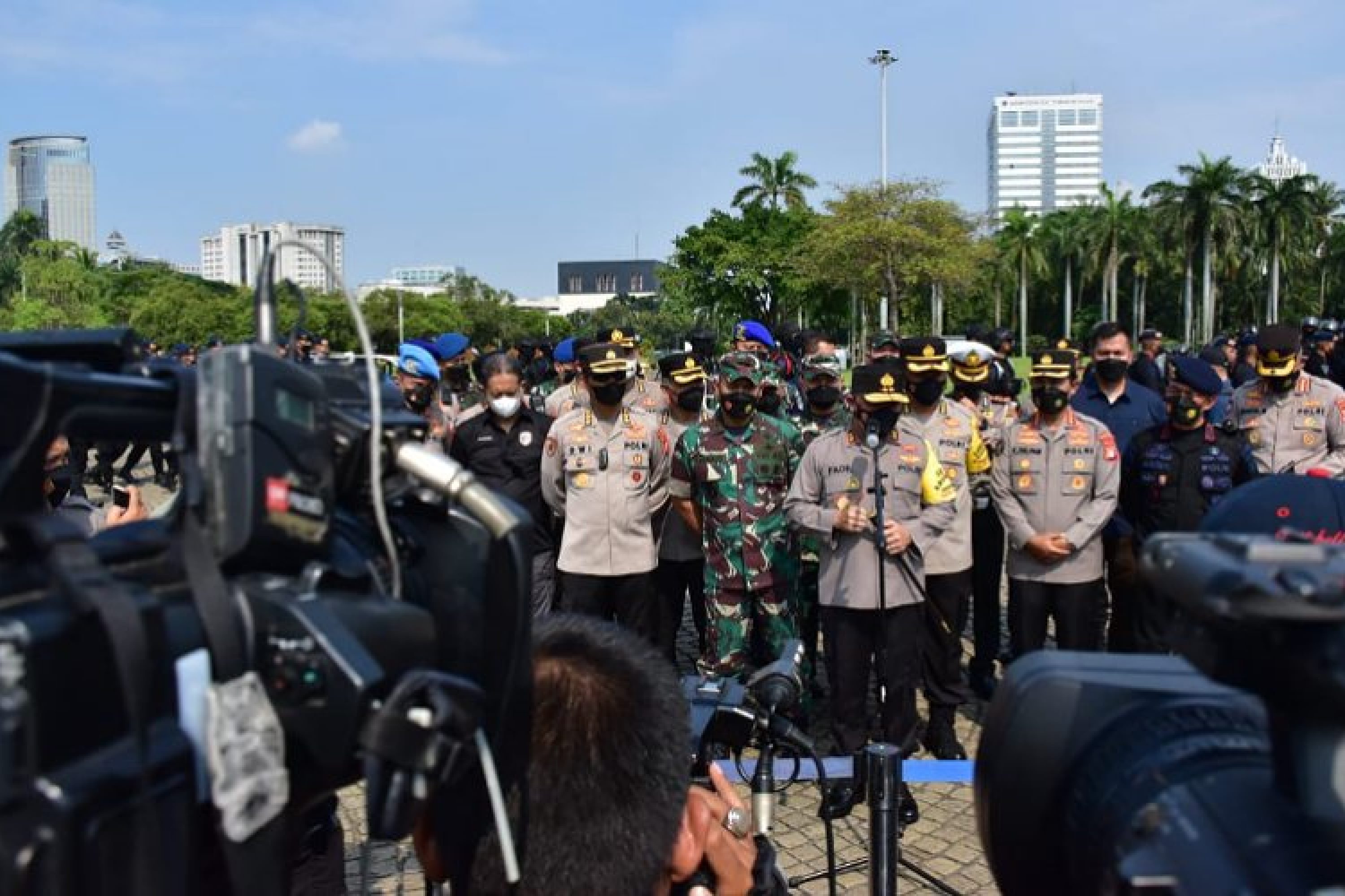 Pangdam Jaya dan Kapolda Metro Pimpin Apel Gabungan Pengamanan Unras