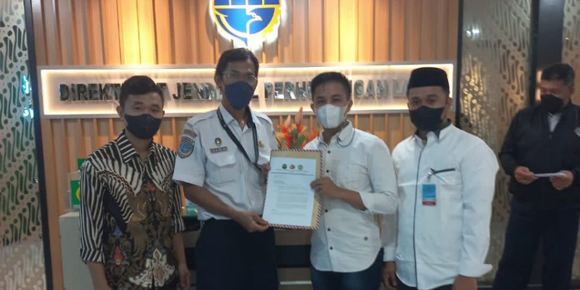 Terkait Dugaan Aktivitas Tersus Jetty Sudiro Yang Diduga ilegal, FMSPI Resmi Melaporkan Kepala Syahbandar KUPP Kelas III Molawe ke Dirjen Perhubungan Laut