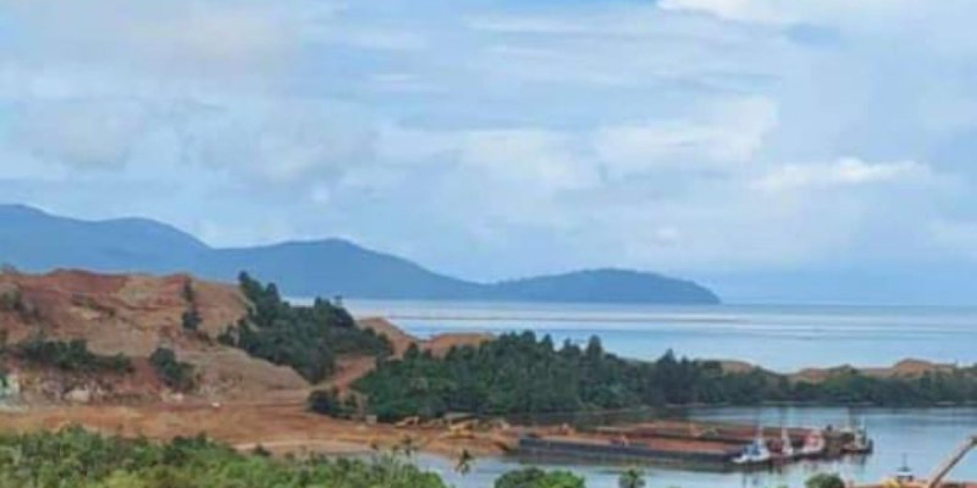 Poros Keadilan Sultra Soroti Aktivitas Pemuatan Ore Nikel Pada Jetty II PT. Cinta Jaya
