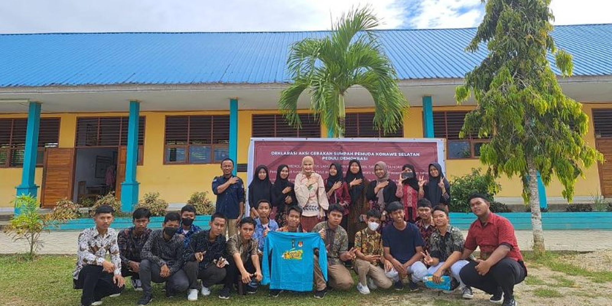 Peringati Hari Sumpah Pemuda, KPU Konsel Gelar Sosialisasi Pemilih Muda di SMUN 2 Konsel.