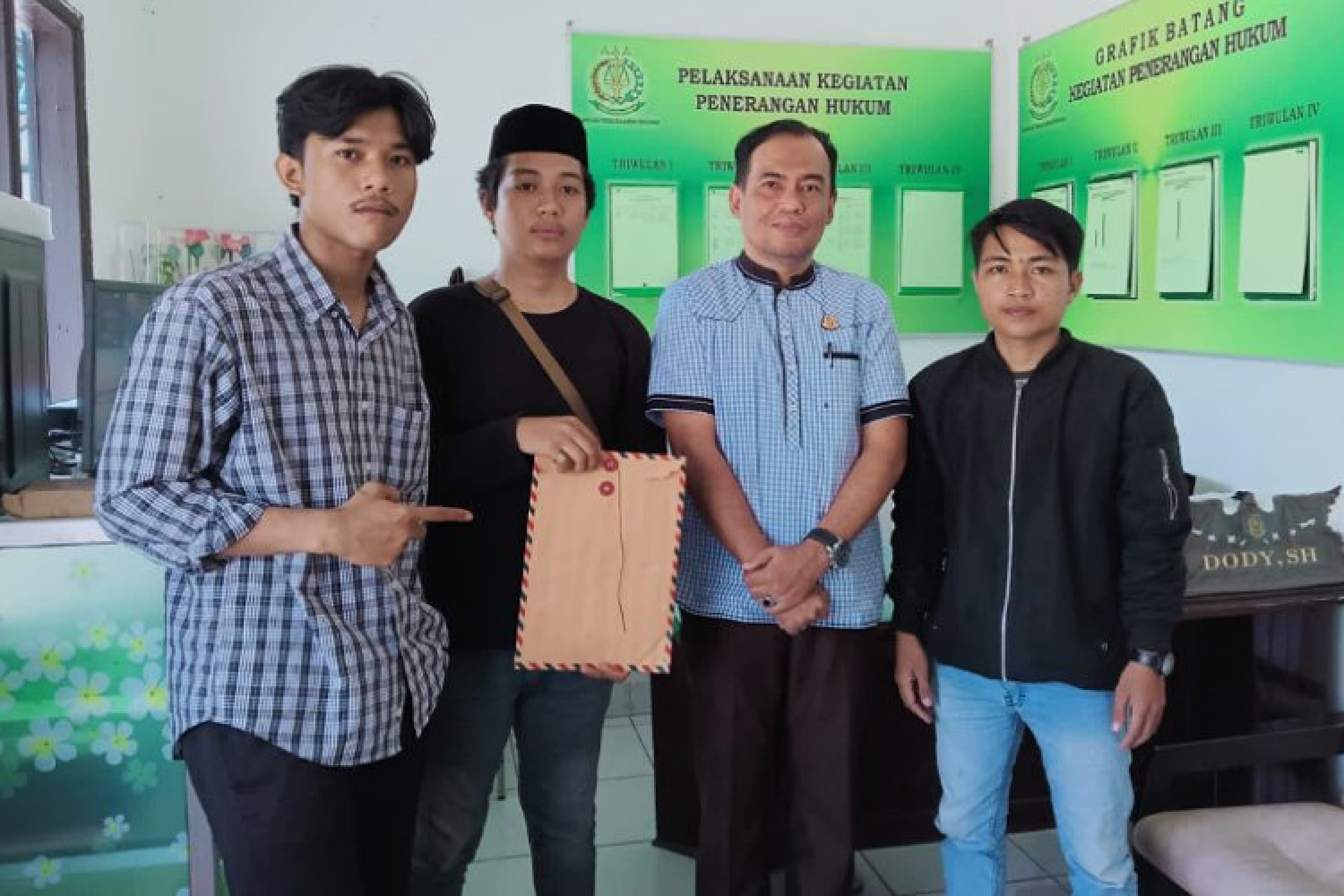 Kembali Melaporkan Ke-Kejati Sultra, LPMT: APH Segera Tindaki PT.MCM dan PT.PBS Terkait Dugaan Ilegal Mining
