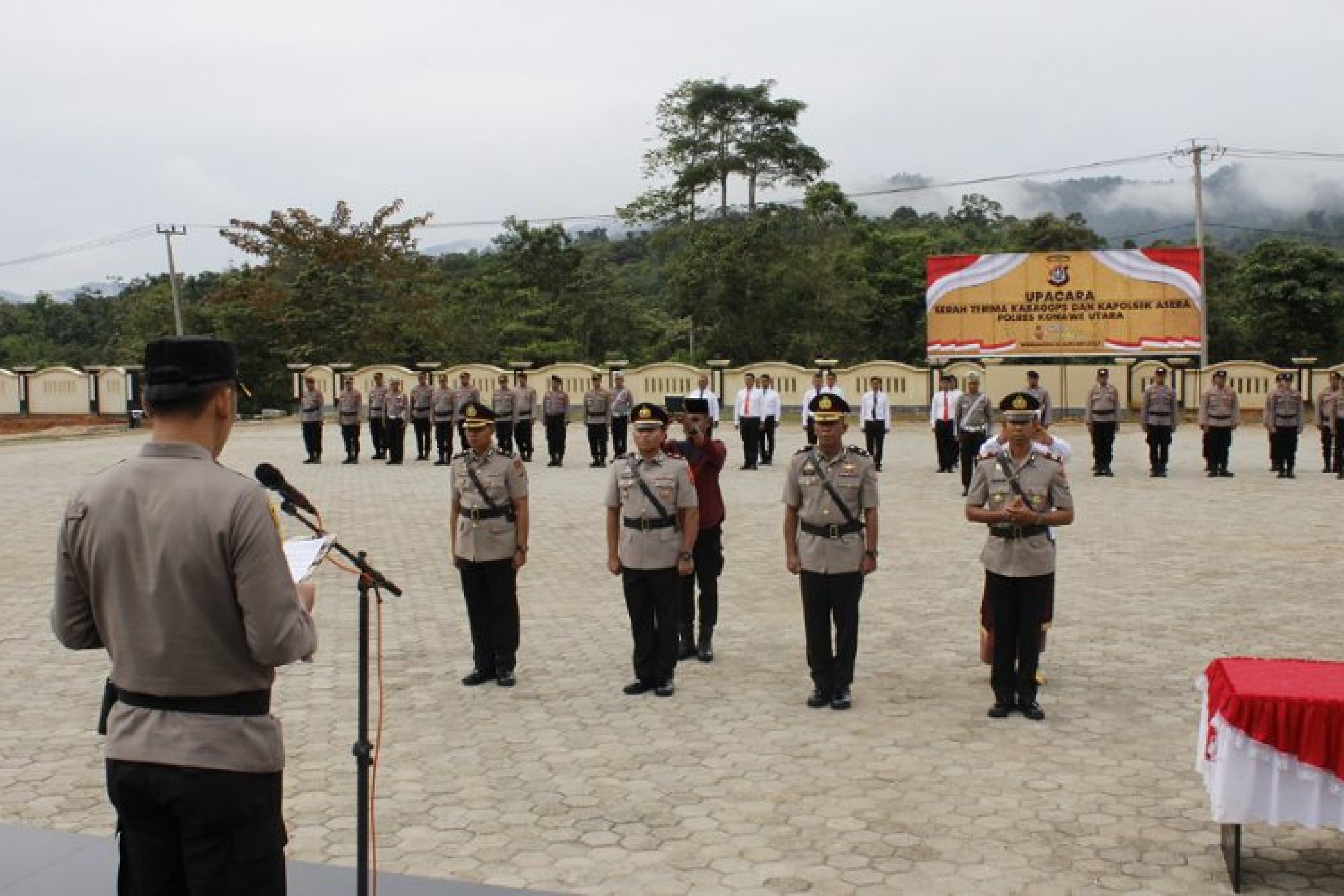 Jabatan Kabag Ops Polres Konawe Utara Dan Kapolsek Asera Kembali Berganti
