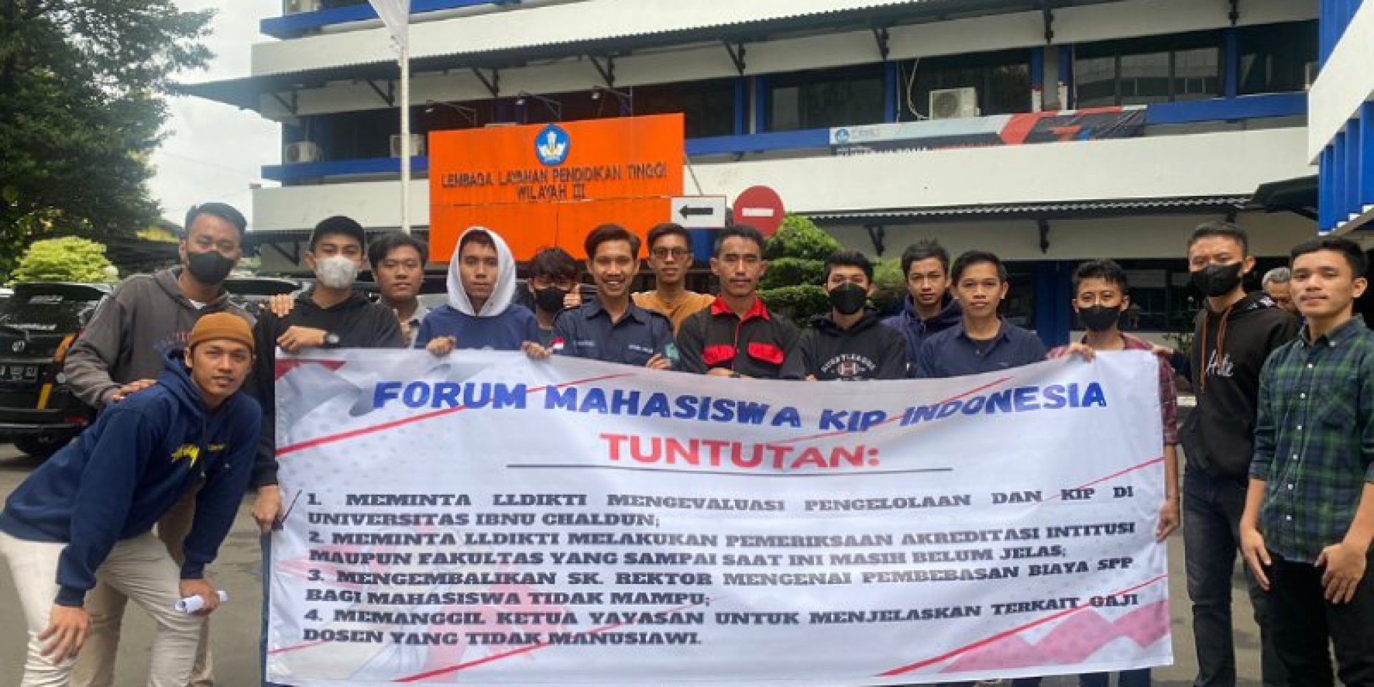 Forum Mahasiswa KIP Indonesia Adukan UIC Jakarta Ke LLDIKTI Wilayah III