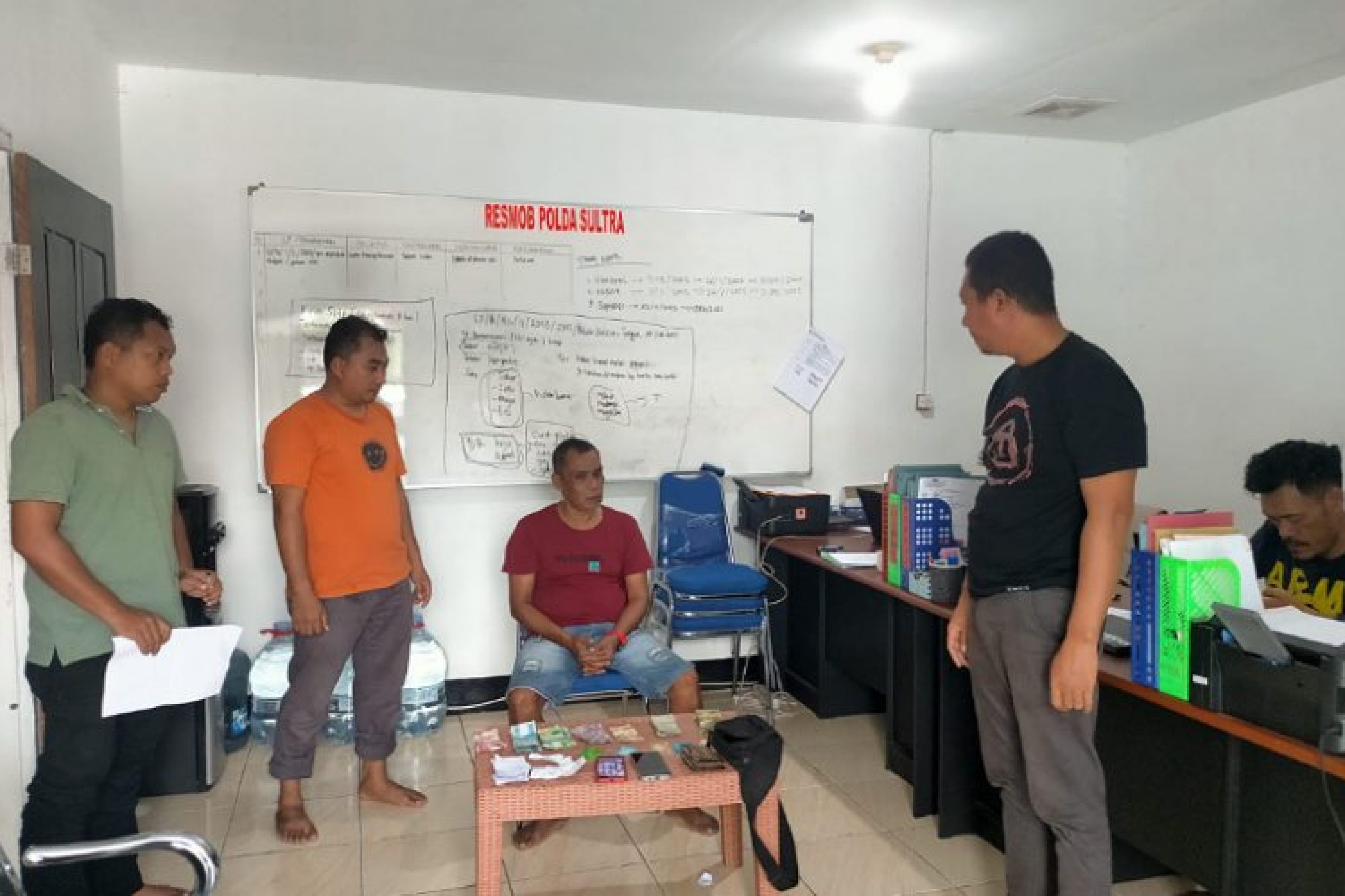 Aktif Jadi Bandar Judi togel, Seorang Pria Asal Kendari di Amankan Tim Resmob Polda Sultra