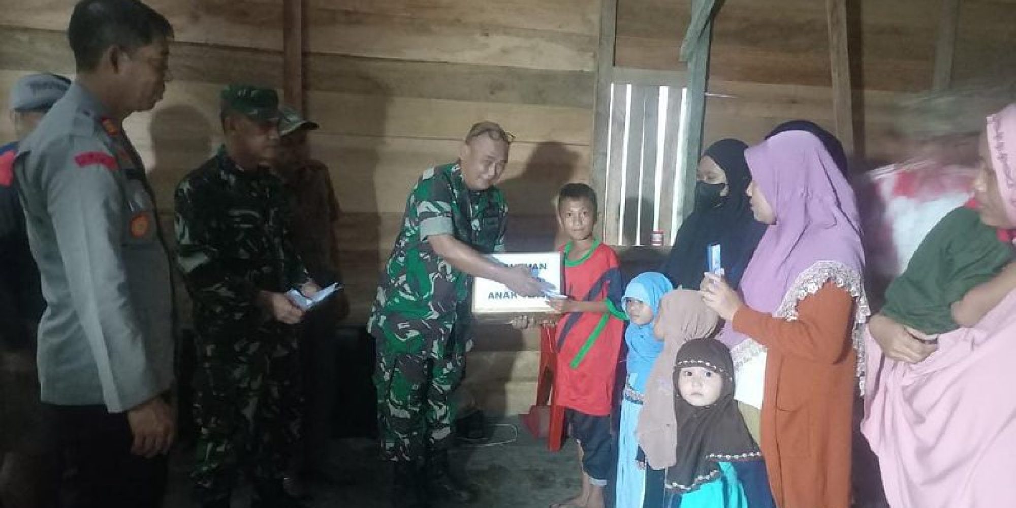 Berikan Santunan Pada Anak Yatim, Pangdam : Berharap Dapat Meringankan Beban Masyarakat