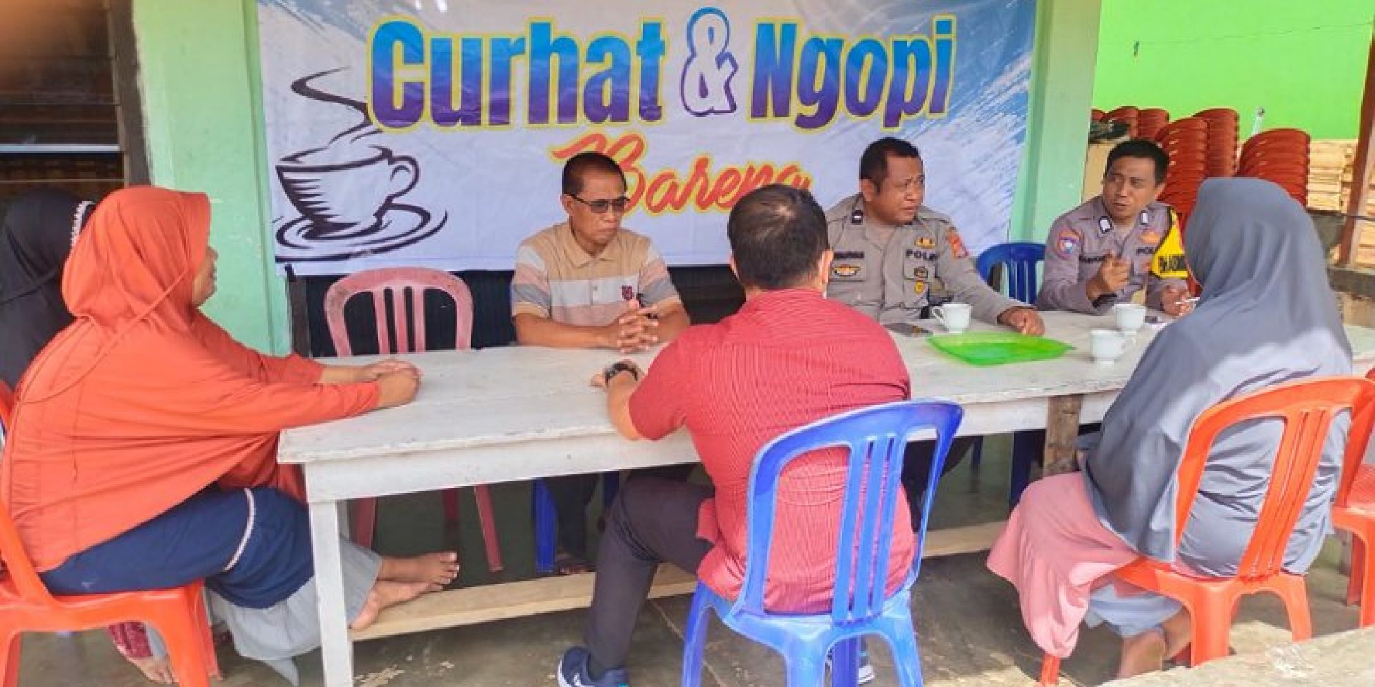 Kapolsek Angata Gelar Curhat Dan Ngopi Bareng Bersama Warga Desa Motaha