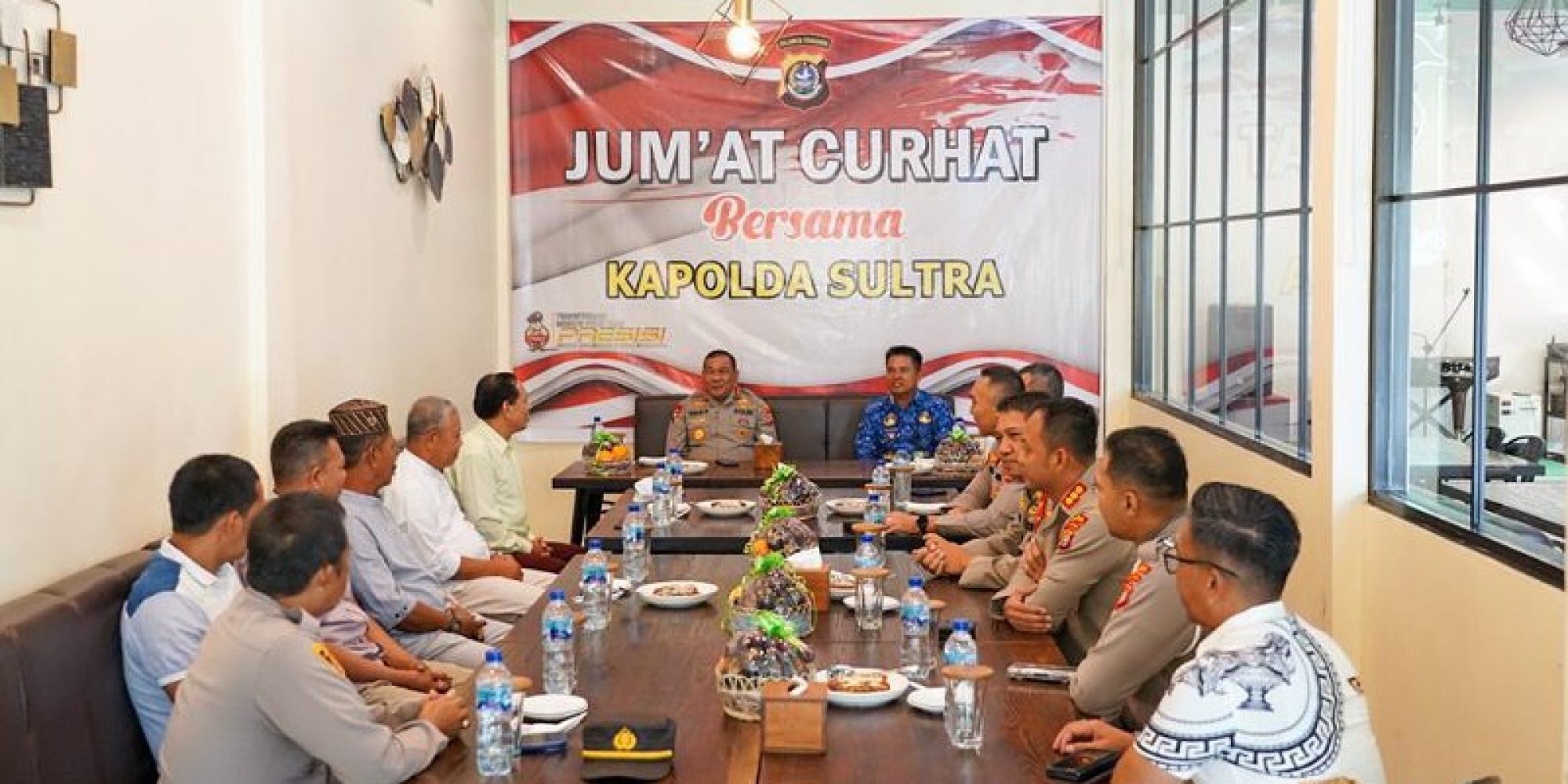 Warga Kelurahan Bende Berkesempatan Menyampaikan Langsung Keluh Kesah ke Kapolda Sultra Dalam Giat Jumat Curhat