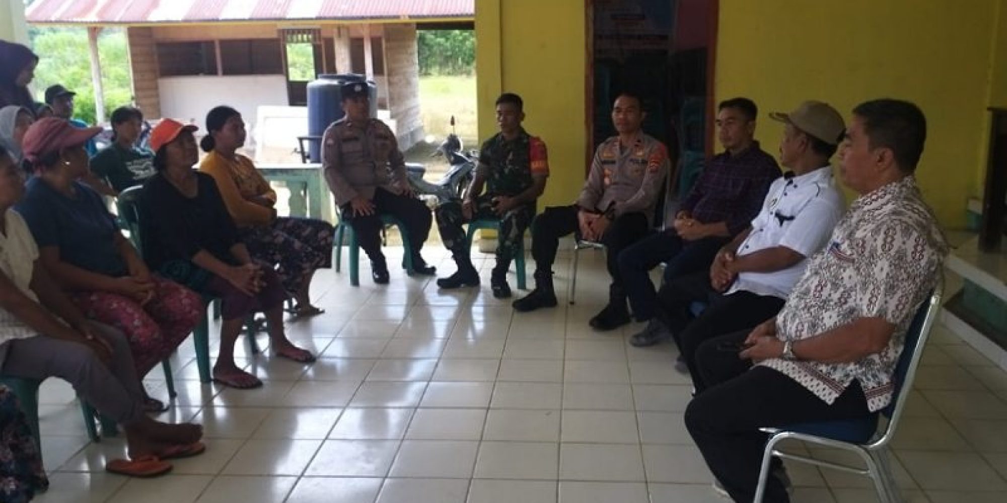 Giat Curhat Bersama Warga, Kapolsek Mowila, Ipda Komang Budayana, SH Ajak Masyarakat Agar Ronda Malam