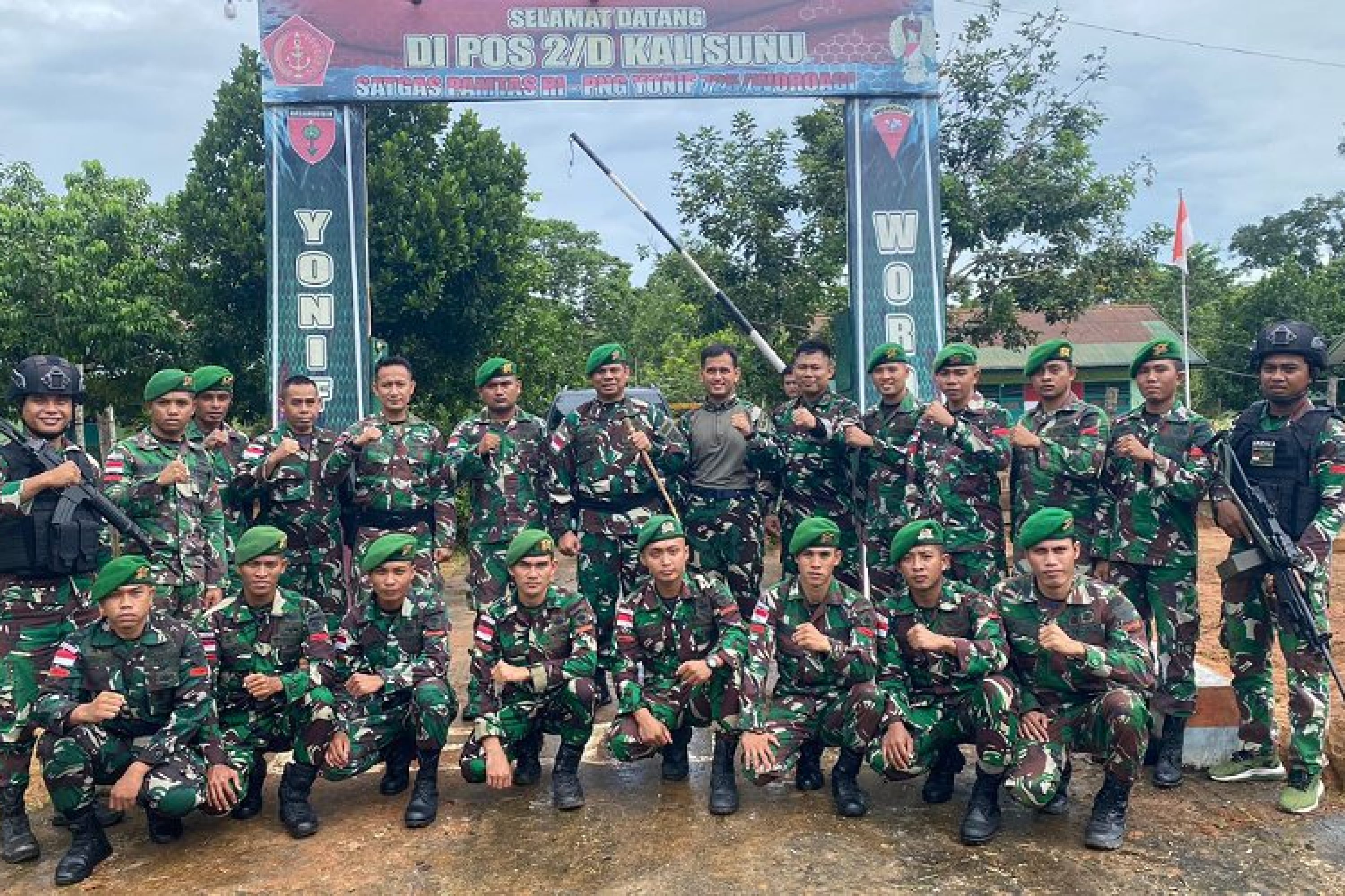 Kunjungi Jajaran Pos, Dansatgas Yonif 725 : Jaga Moril Dan Terus Berikan Pengabdian Terbaik