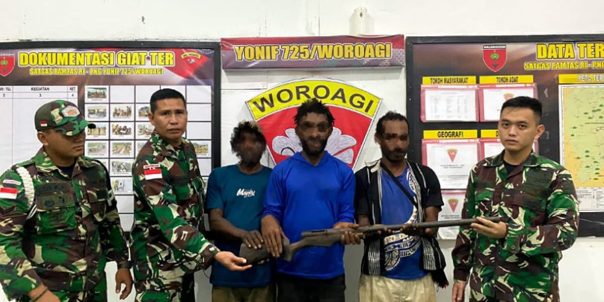 Bersama Ciptakan Kedamaian, Anggota KSTB Kodap V Serahkan Senpi Jenis Engkeloop Kepada Satgas Yonif 725/Woroagi
