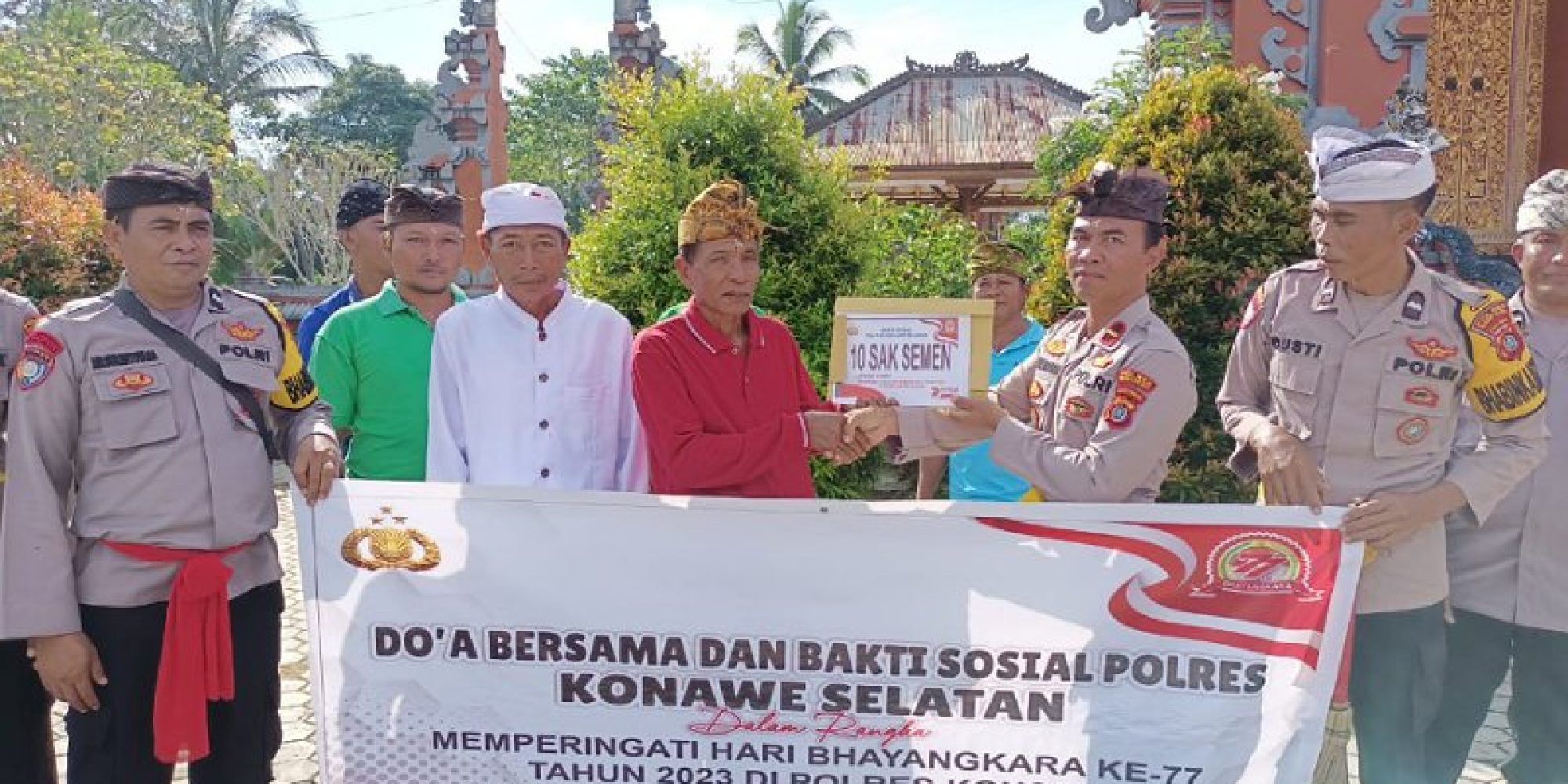 Dalam Rangka HUT Bhayangkara ke -77, Polsek Mowila Dan Jajaran Gelar Bakti Sosial