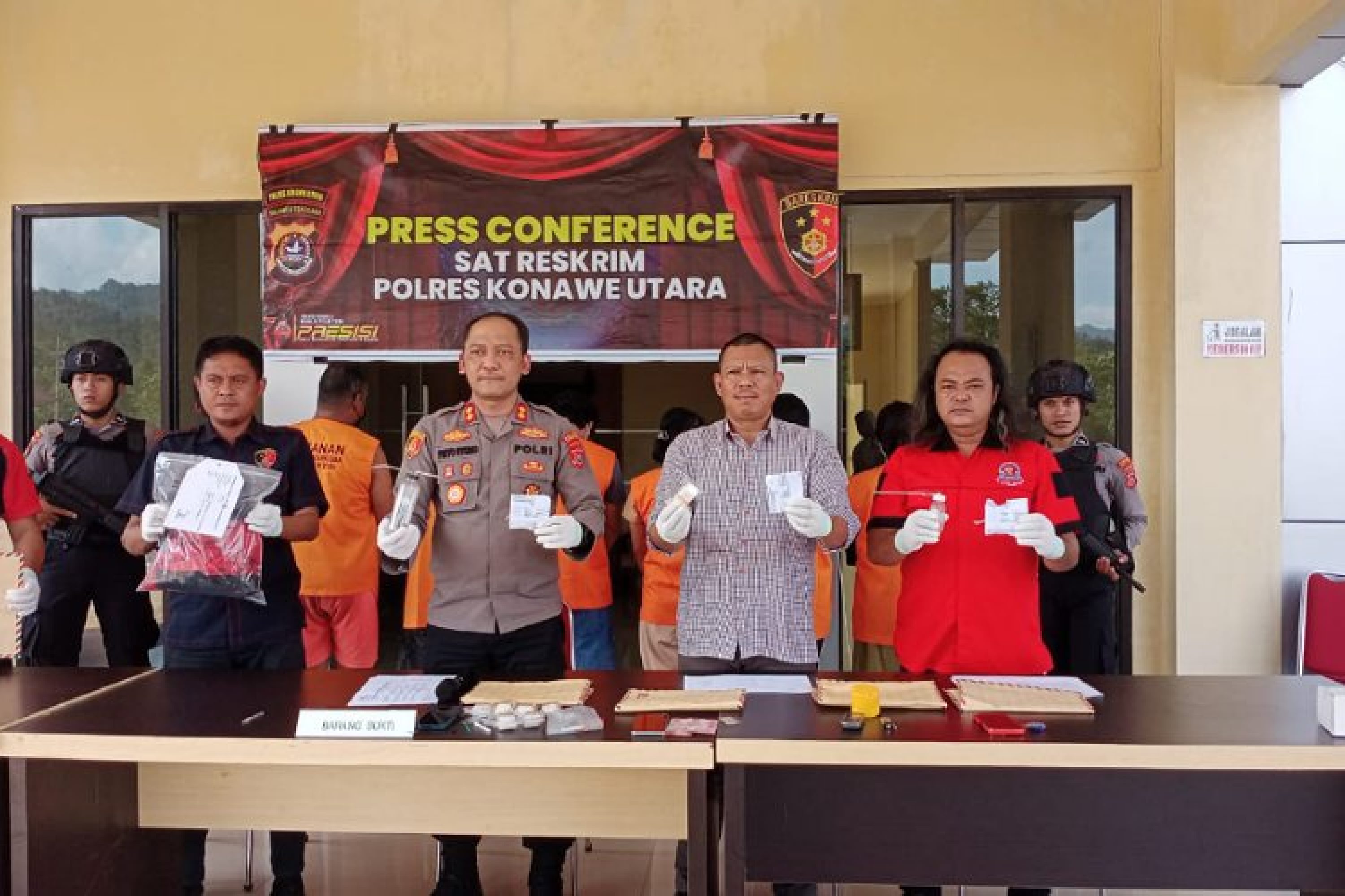 Polres Konut Berhasil Meringkus Lima Pengedar Sabu Diantaranya Tiga Pria Dua wanita