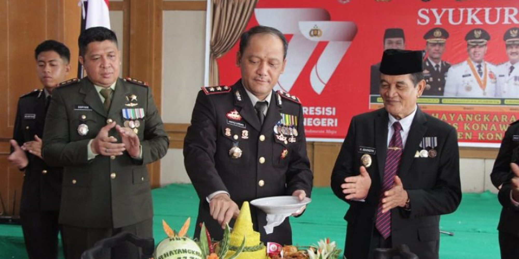 Syukuran Hari Bhayangkara ke 77, Wakil Bupati Apresiasi berbagai Kegiatan Kemanusiaan Inisiasi Kapolres Konut