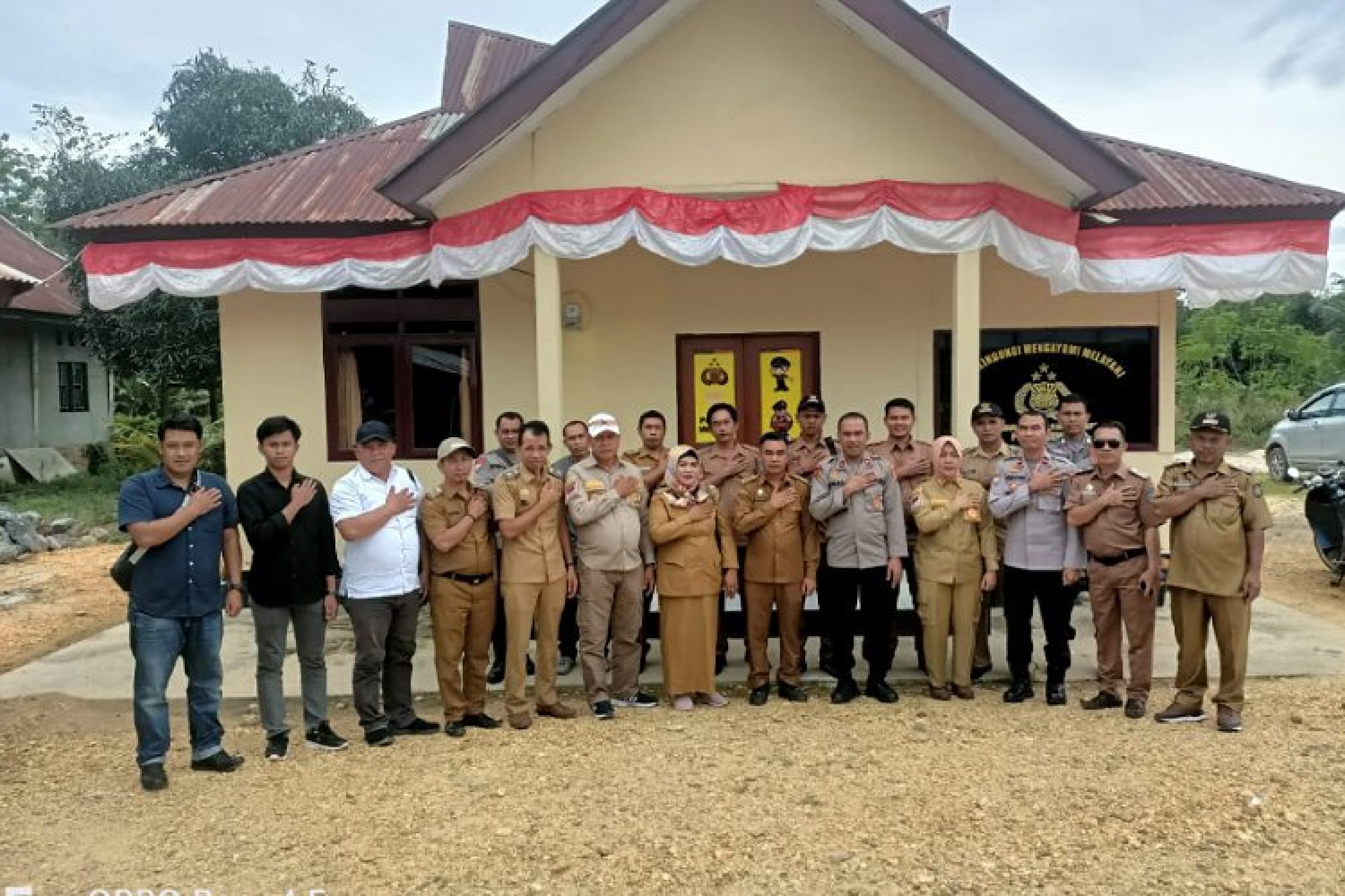 Safari Kamtibmas, Wakapolres Konsel Ajak Masyarakat Kec Mowila bersinergi jaga kamtibmas