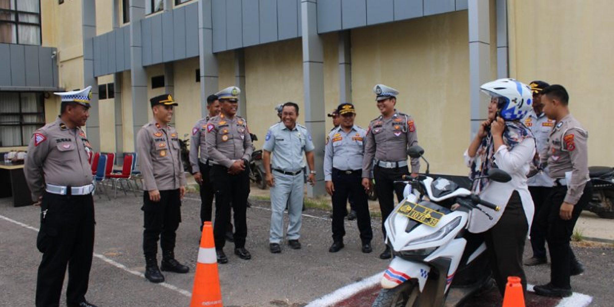 Menindak Lanjuti Instruksi Kapolri, Satlantas Polres Konawe Utara  Lounching Lintasan Baru Uji Praktek SIM