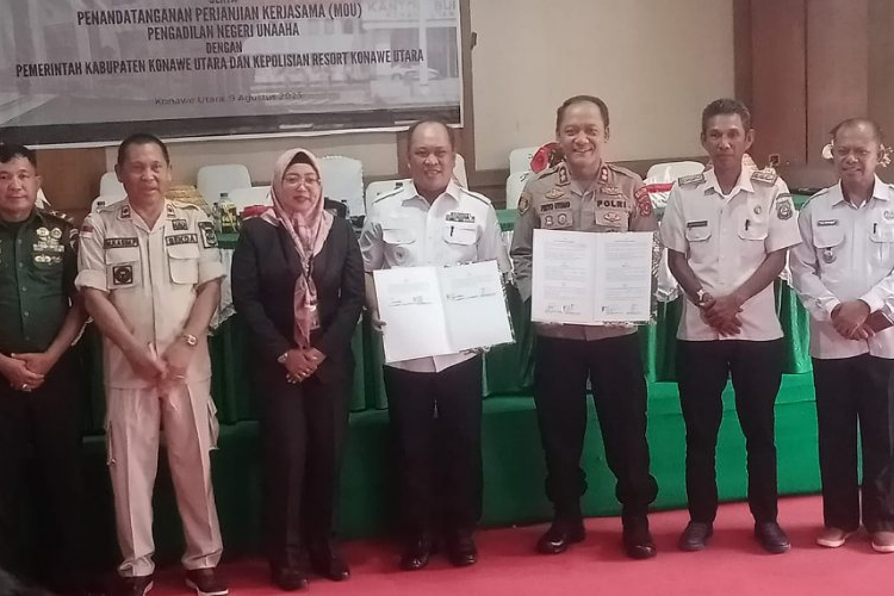 Maksimalkan Pelayanan Masyarakat, Bupati Konut, H Ruksamin Teken MOU Kerja Sama Dengan PN Unaaha