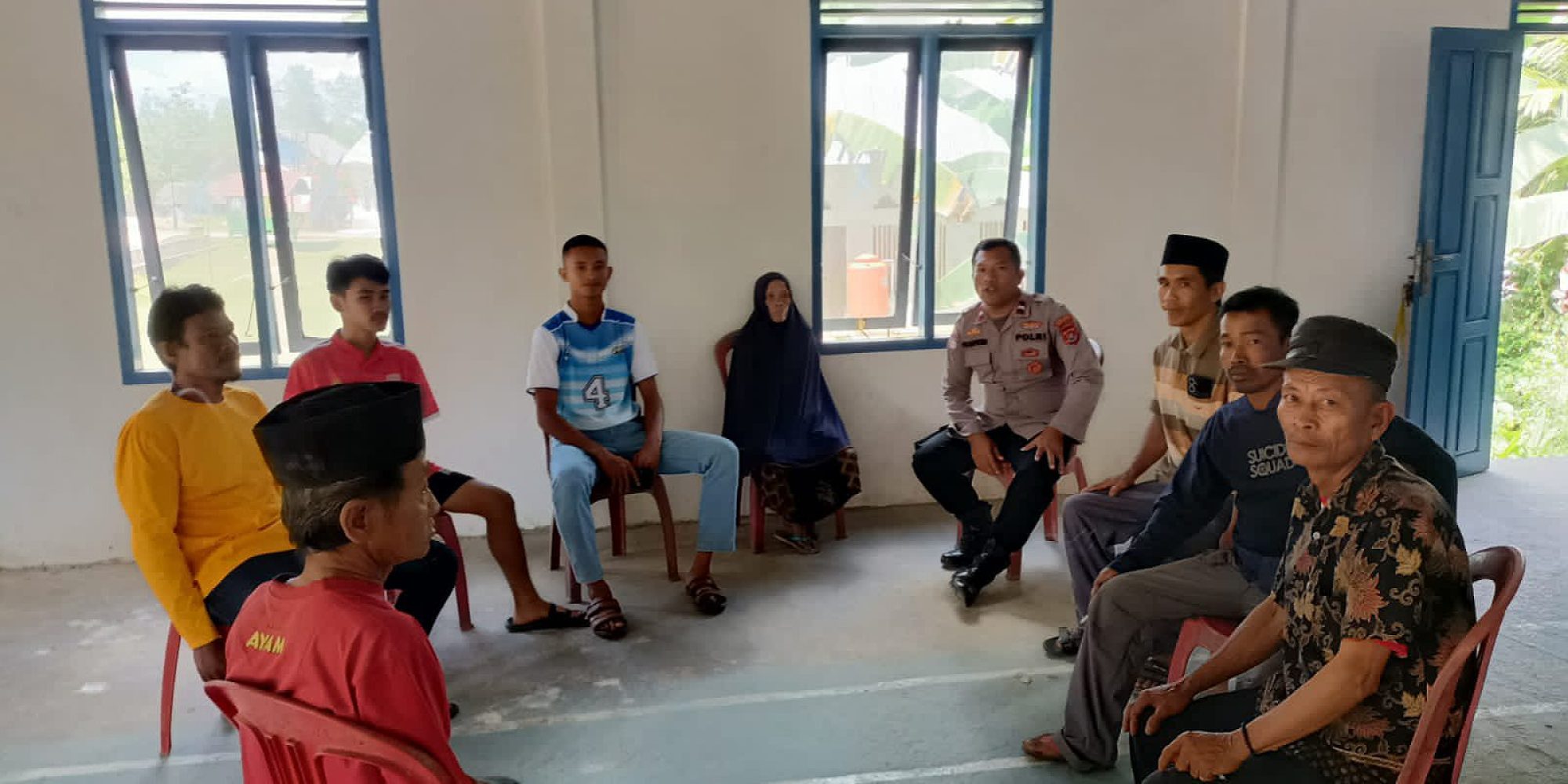 Ngopi Bareng dan Diskusi Bersama Warga, Polsek Mowila Tampung Keluhan Masyarakat