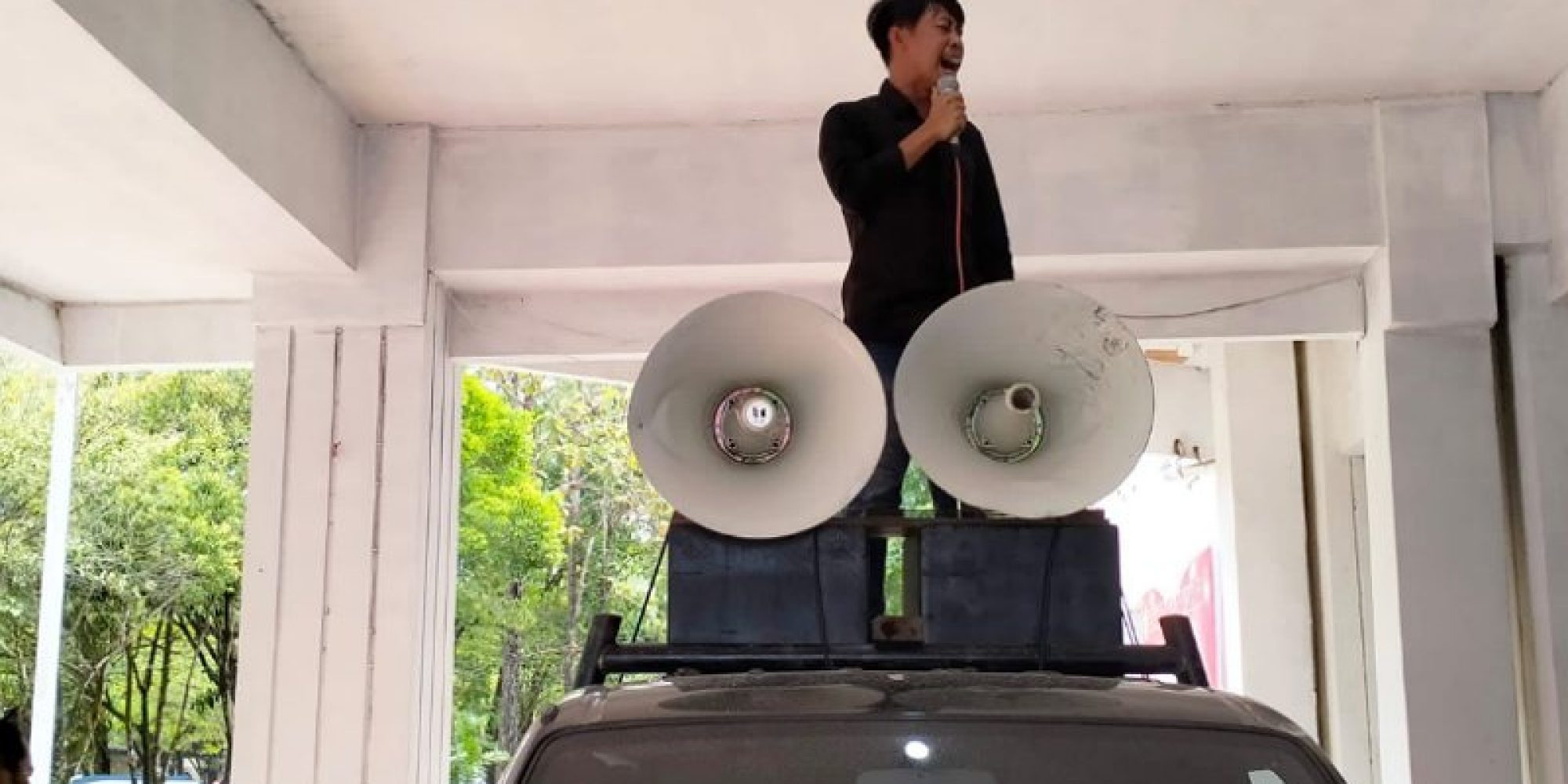 Aksi di KLHK Sultra : GMPT Desak Untuk Segera Tindak Lanjuti Aktivitas PT SLG