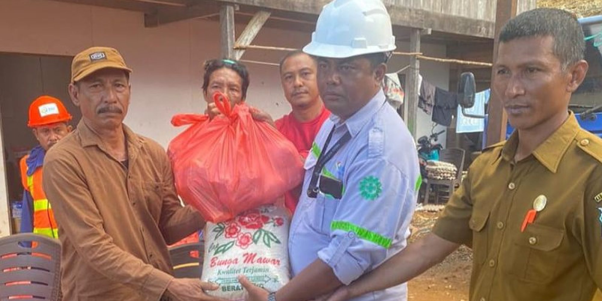 Sebagai Bentuk Komitmen, PT SBP Bangun Insfratruktur Dan CSR Serta PPM Di Kecamatan Andowia