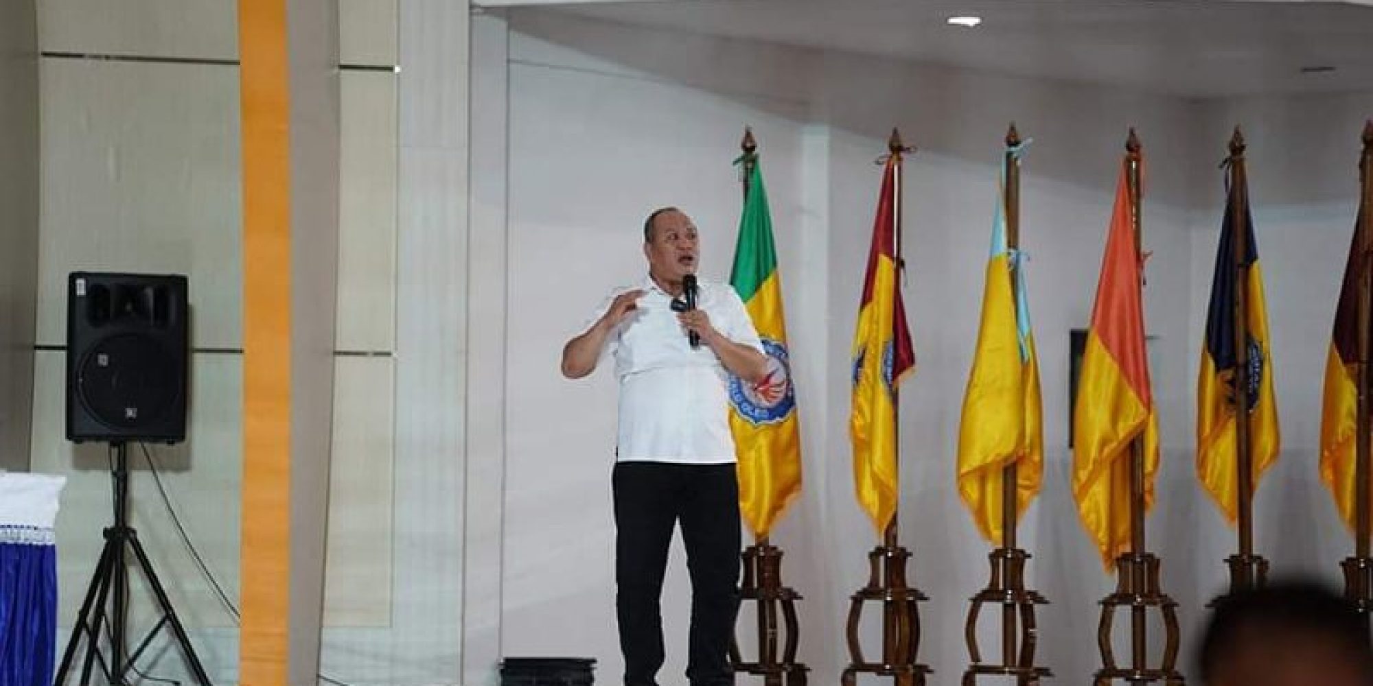 Diundang Dalam Seminar Internasional, Bupati Konut Paparkan Nilai – Nilai Adat Konasara