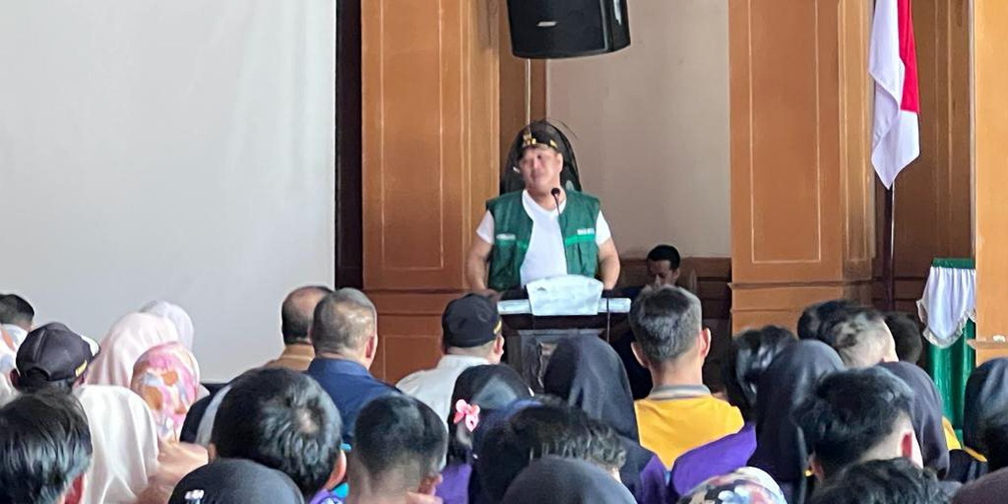Bentuk Dukungan Pada Peserta KKN Unilaki, Bupati Konut Beri Bantuan 5 Juta Per Posko