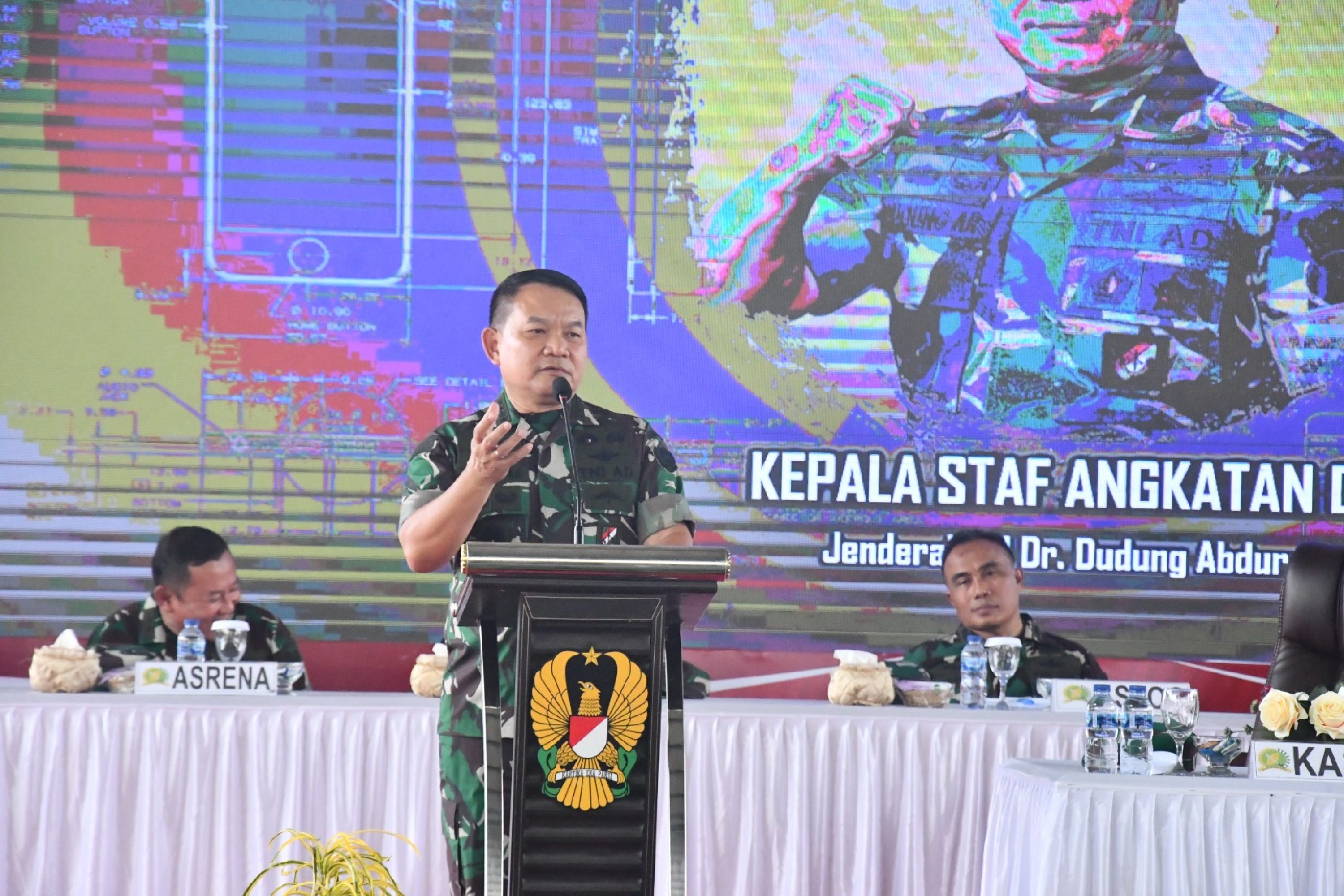 Danrem 143/HO Terima Kunjungan Kerja KASAD di Makorem 143/HO