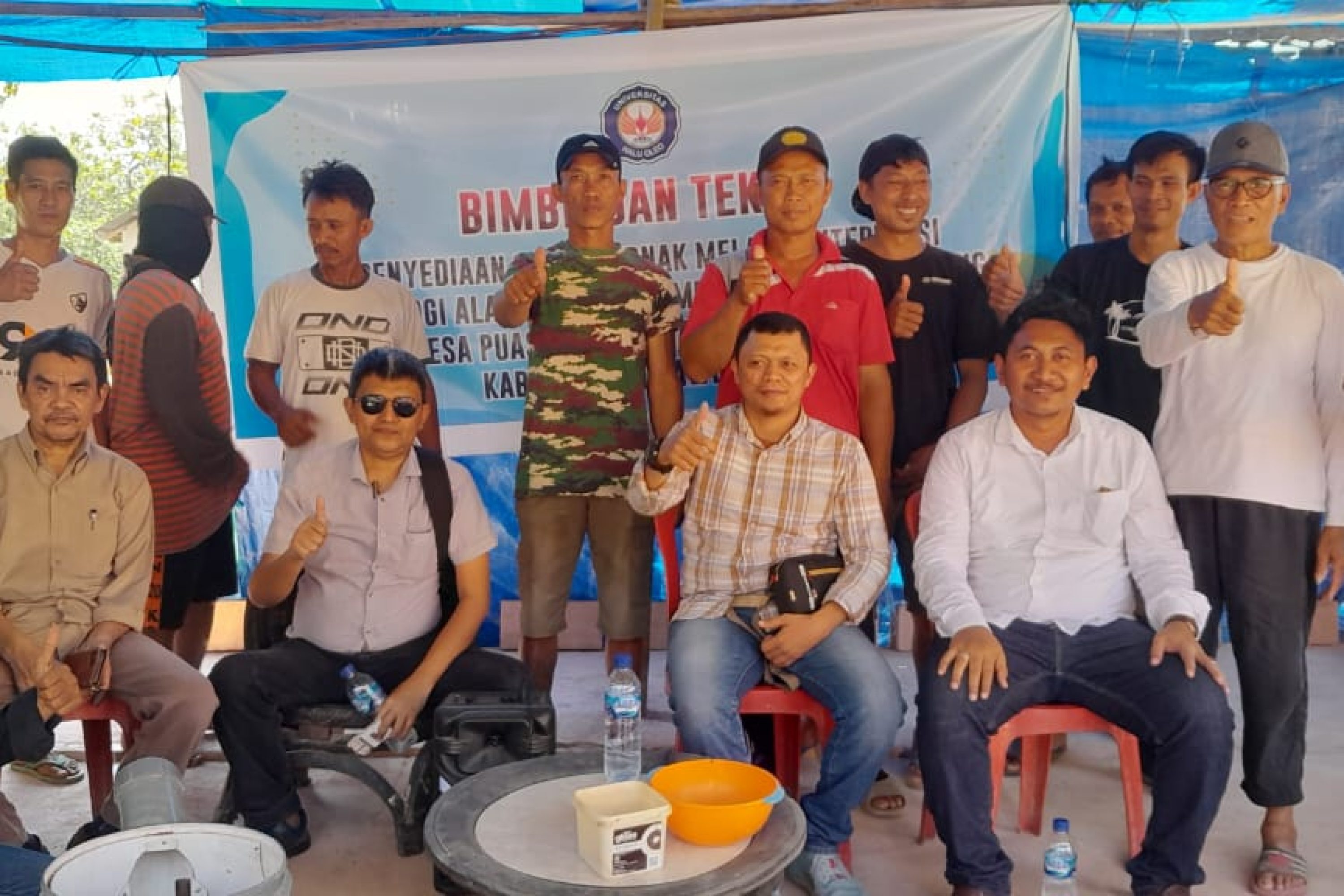 Warga Desa Puasana Gunakan Alat Pencacah Limbah Cangkang Kepiting Sebagai Penyediaan Pakan Ternak