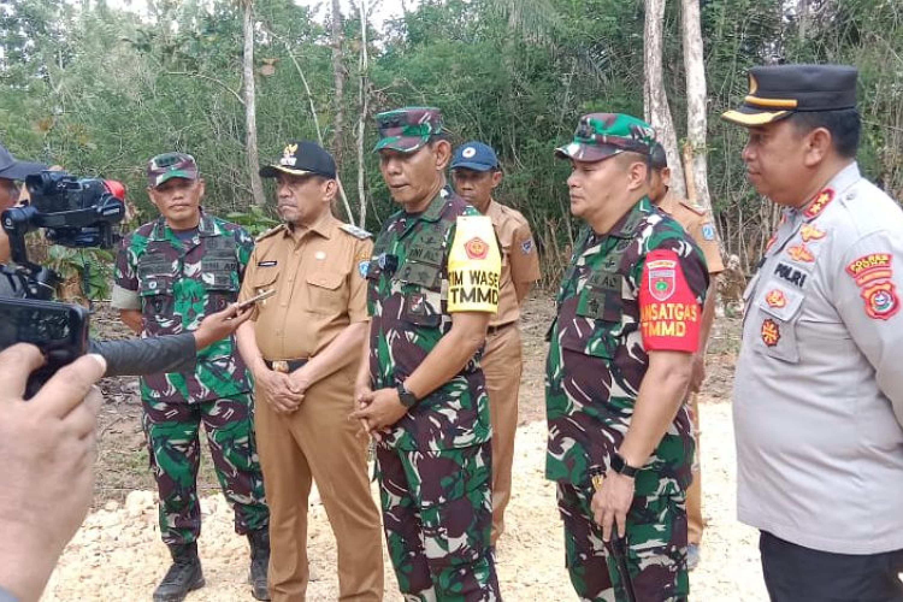 Asops Kasad, Selaku Ketua Tim Wasev Tinjau TMMD 118 Kodim 1416/Muna