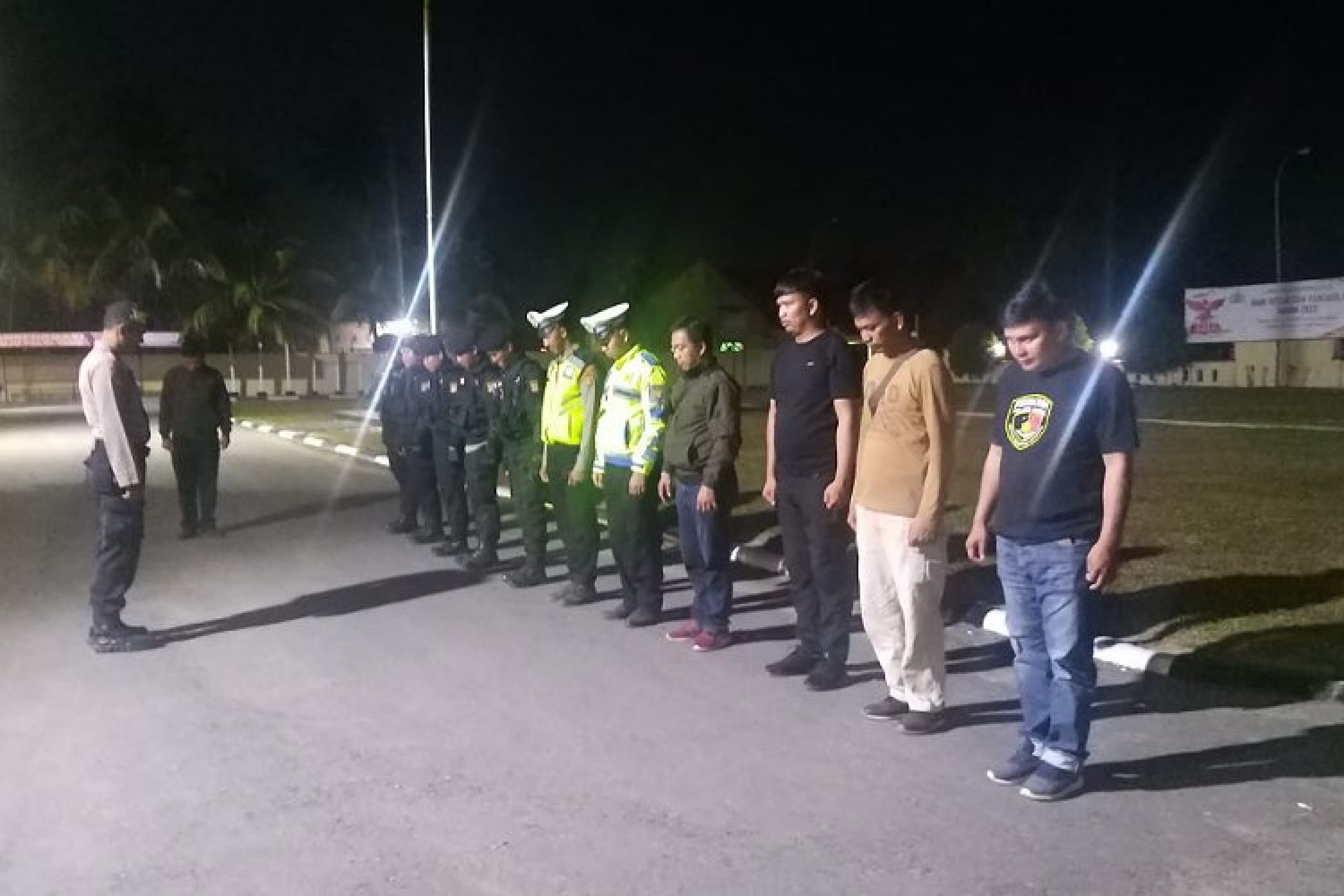 Berikan Rasa Aman, Polres Konsel Gelar Patroli Malam Tingkatkan Keamanan Lingkungan