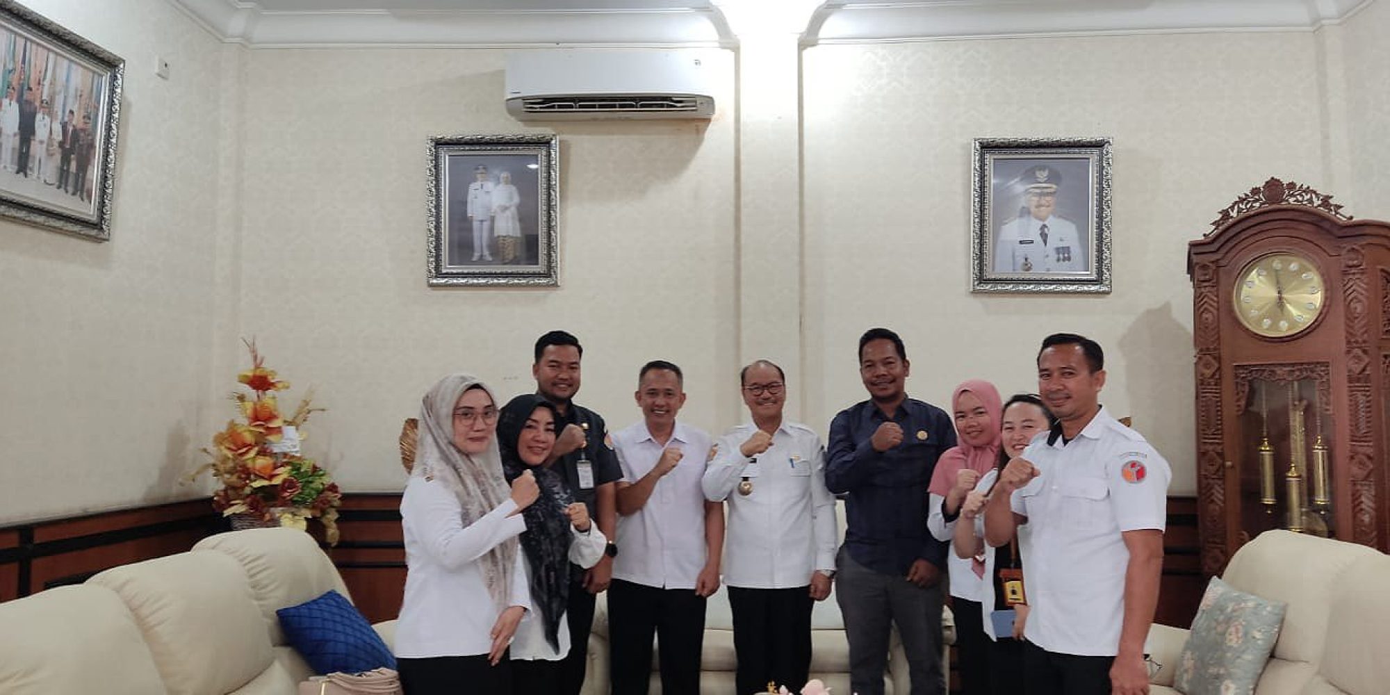 Bupati Konsel H. Surunuddin, Bakal Hibahkan Tanah Untuk Bangunan Kantor Bawaslu