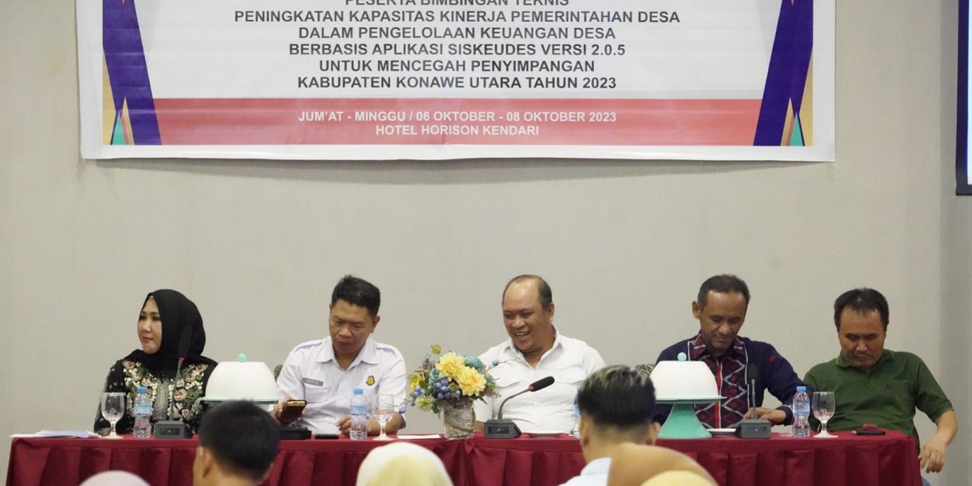 Tingkatkan Kapasitas Kinerja Pemdes Dalam Pengelolaan Keuangan Berbasis Aplikasi, DPMD Konut Bekerja Sama PT. PDM Gelar Bimtek