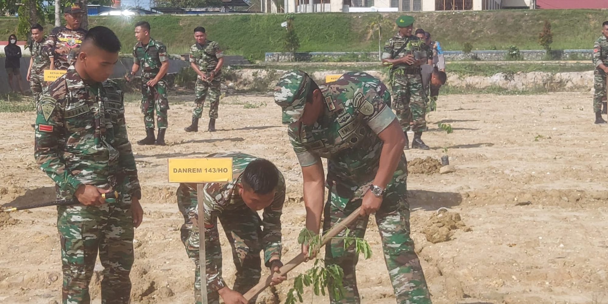 Kurangi Resiko Banjir, Kodim Kendari Gelar Penanaman Pohon