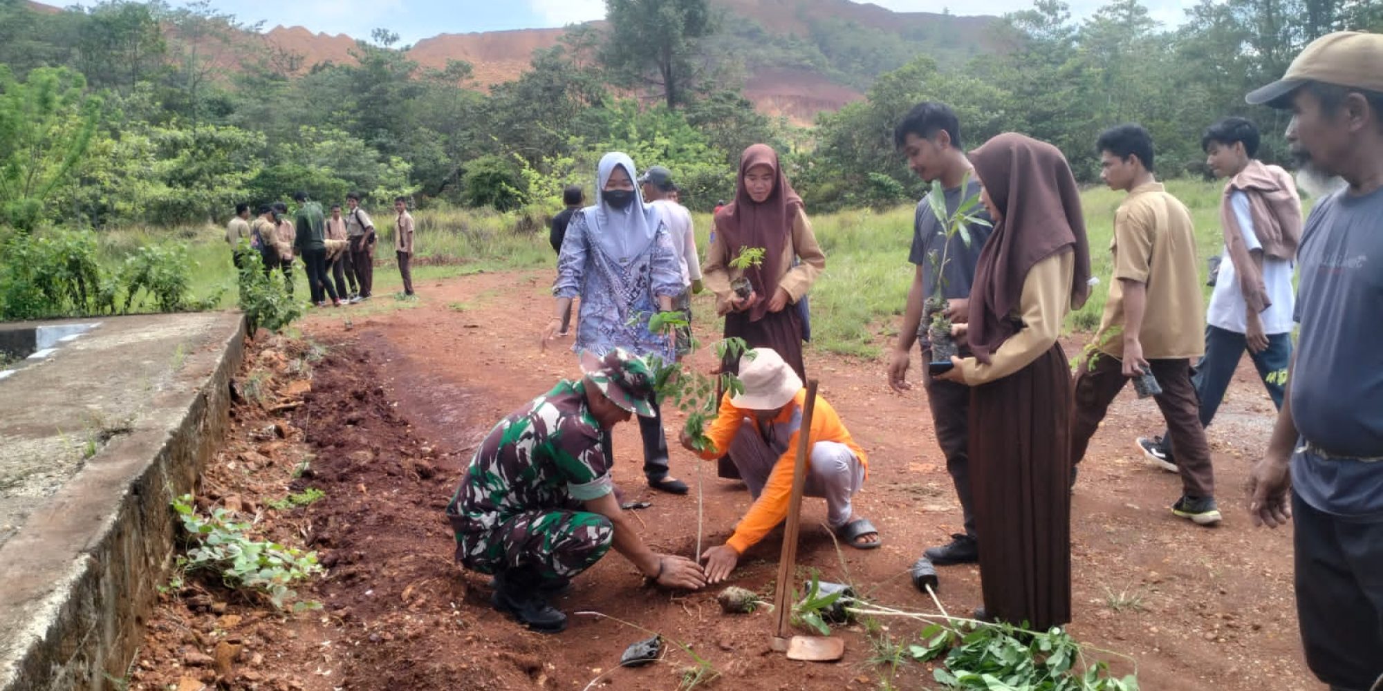 Kodim 1430/Konawe Utara Gelar Karya Bakti Penanaman Pohon
