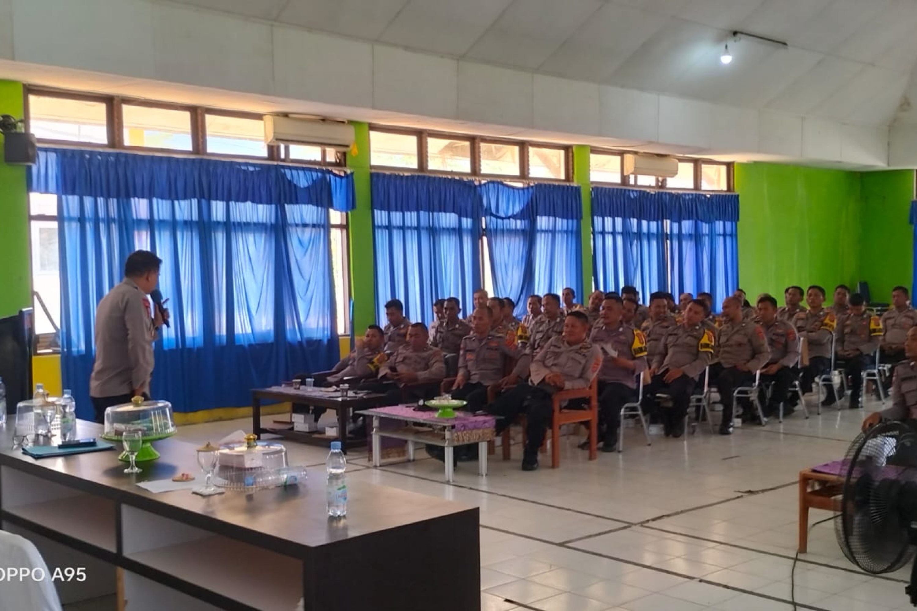 Tingkatkan Kemampuan, Sat Binmas Polres Konsel Berikan Latihan Kepada Kanit Binmas Dan Bhabinkamtibmas