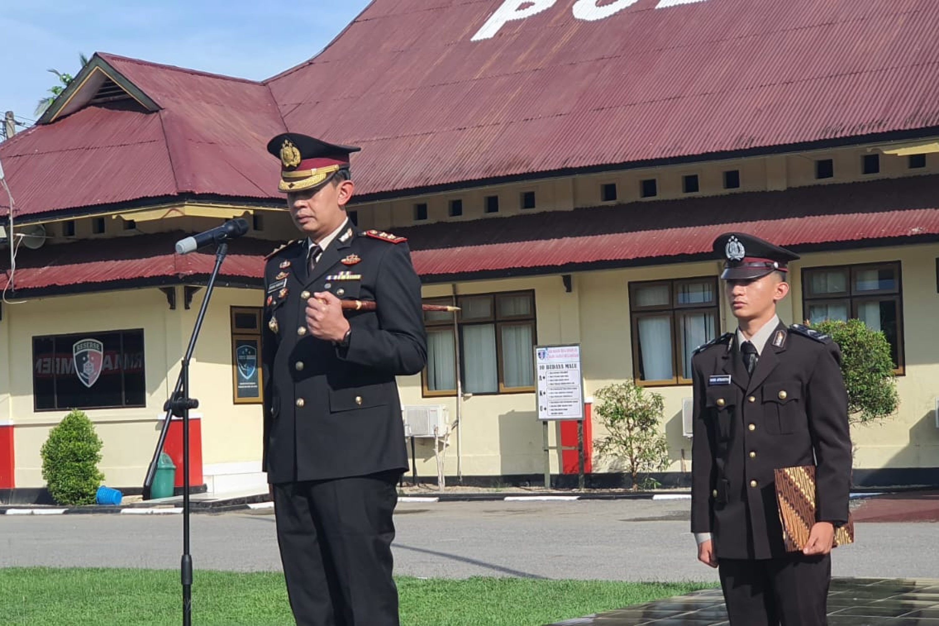 Peringati Hari Bela Negara Ke – 75, Polres Konsel Laksanakan Upacara Bendera