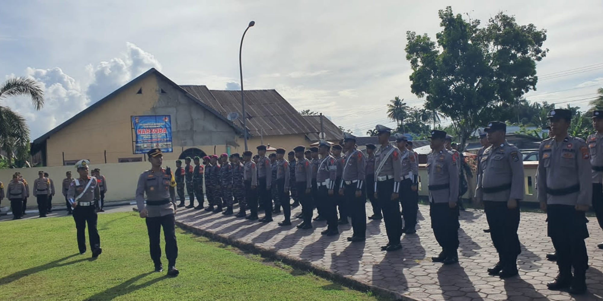 Wakapolres Konsel Pimpin Apel Gelar Pasukan Operasi Lilin Anoa 2023, TNI dan Instansi Terkait Turut Jadi Peserta Apel