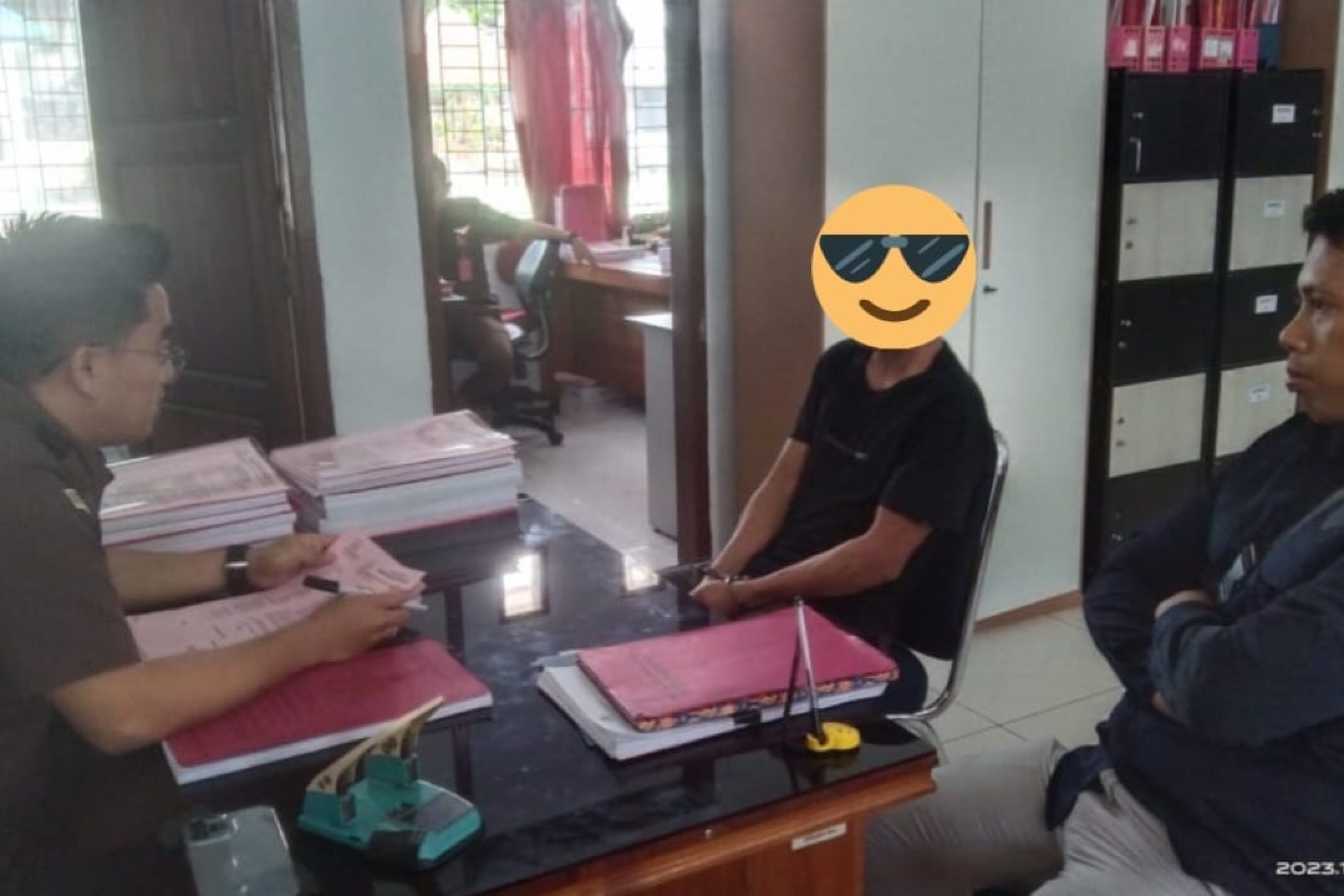 Sempat Buron, Polsek Benua Serahkan Satu Tersangka Kasus Penganiayaan Tahun 2020 Kepada JPU
