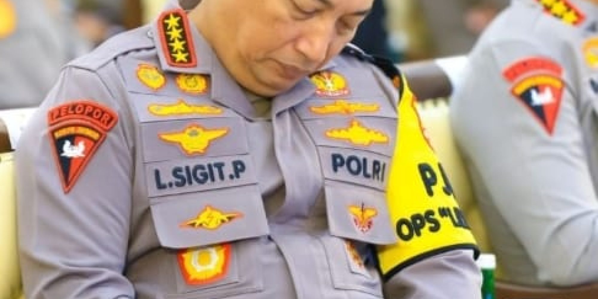 Momen Kapolri Terekam Dalam Angenda Rilis Akhir Tahun Polri 2023 Sibuk Mencatat Saat Terima Masukan Hingga Kritik Pedas