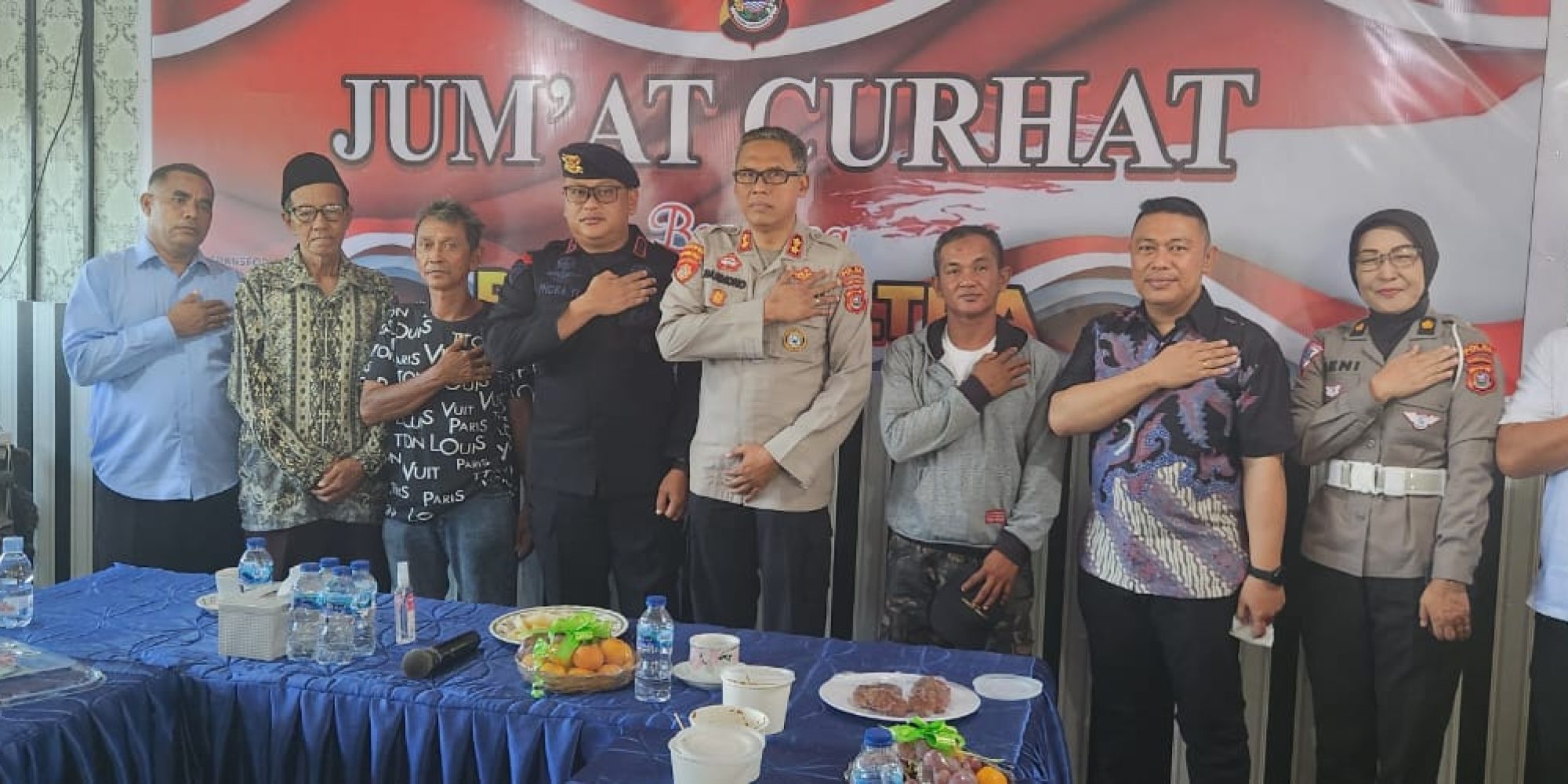 Dengarkan Keluhan Warga, Direktorat Polairud Polda Sulawesi Tenggara Gelar Jumat Curhat Perdana di Awal Tahun