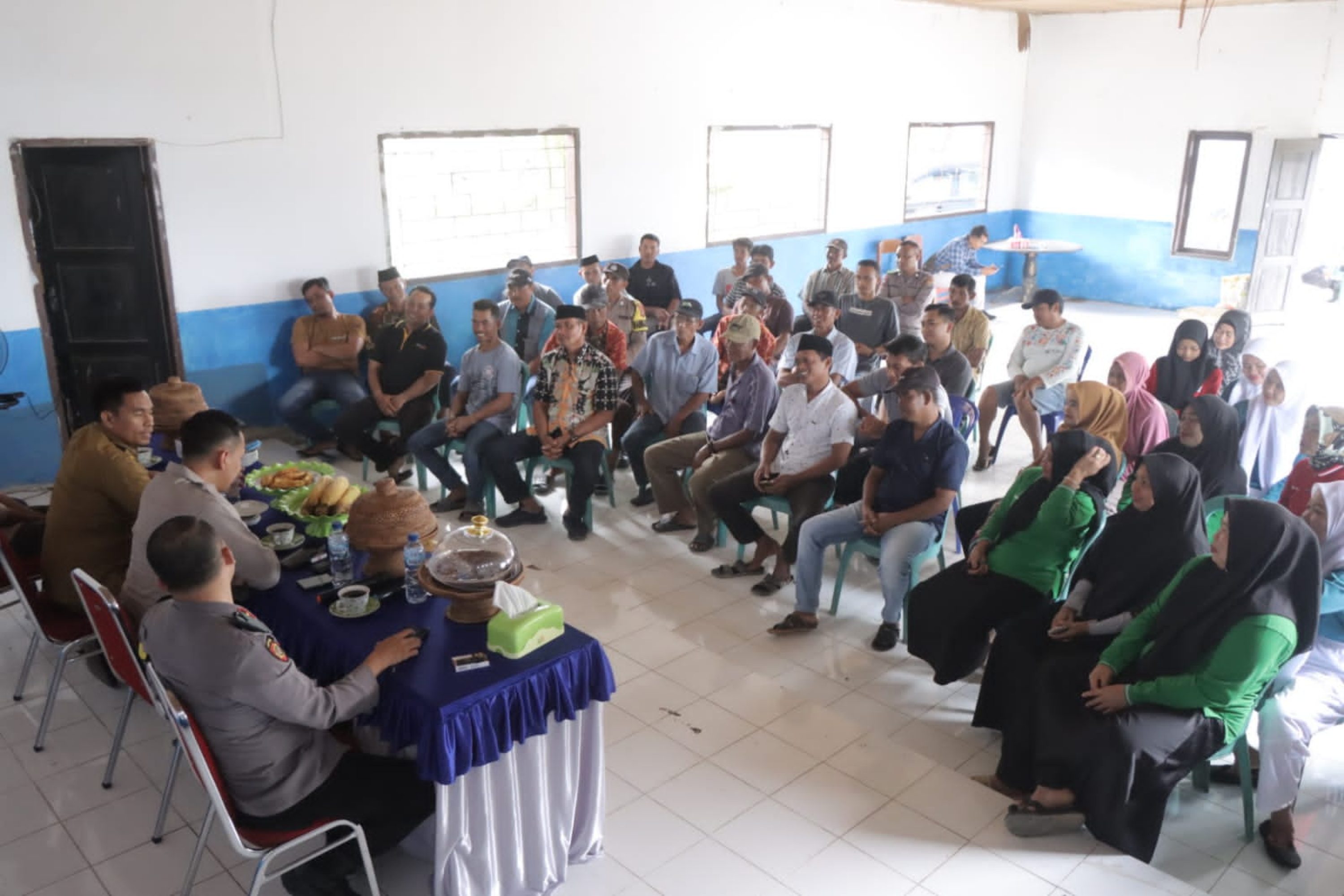 Curhat Warga Palangga Bersama Kapolres Konsel Cegah Gangguan Kamtibmas