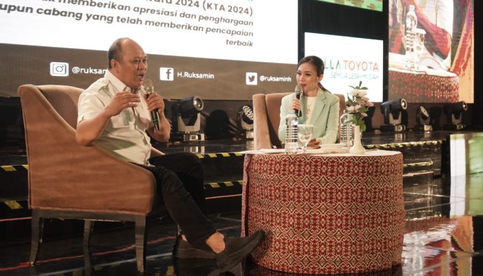 Bupati Konawe Utara Menjadi Pembicara dalam Talk Show Kalla Toyota Award 2024