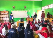 Upaya meningkatkan Literasi pendidikan, Mahasiswa KKN jurusan PGSD Unsultra gelar Sosialisasi Literasi