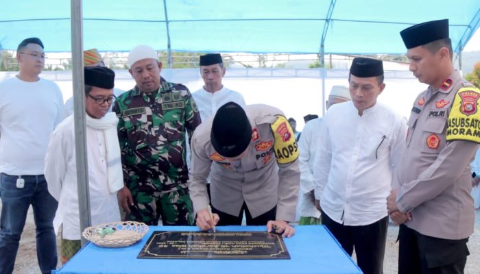 Kapolres Konsel AKBP Wisnu Wibowo, SH., SIK., M.Si Resmikan Musholla Polsek Moramo