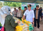 Wabup Abuhaera  Buka Gerakan Pangan Murah Di Kecamatan Sawa, Ini Pesannya