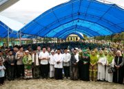 Bupati Konut Bersama Ketua Umum PP Muslimat NU Khofifah, Dan Bupati Konsel Disambut Ribuan Santri Muslimat NU Sultra
