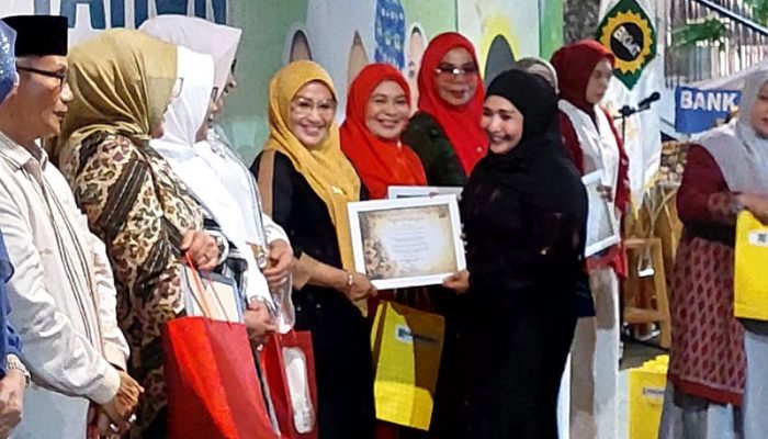 Konawe Selatan Berhasil Meraih Juara di Sejumlah Lomba Dalam Milad BKMT Sultra ke-43